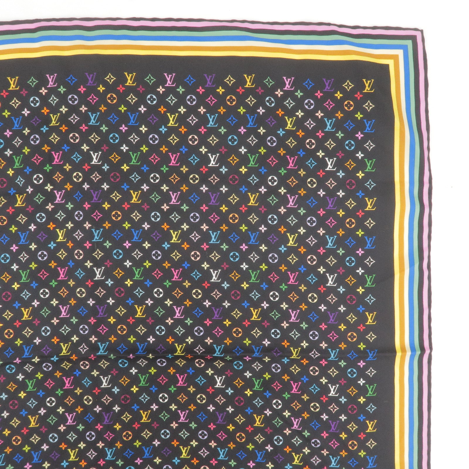 Louis Vuitton Silk Monogram Multicolore 70cm Scarf (SHF-Tkn0DW) – LuxeDH