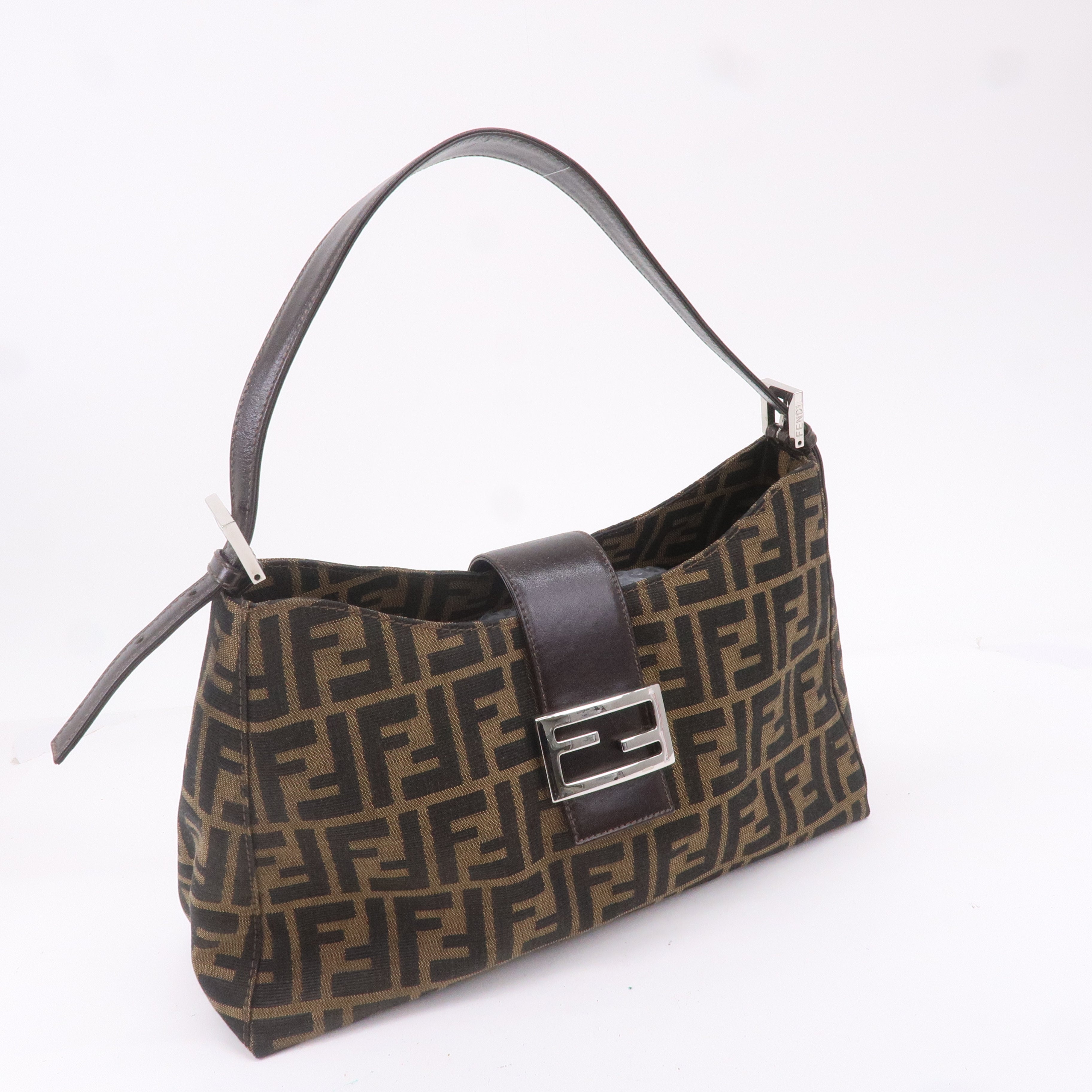 Fendi shoulder bag discount price