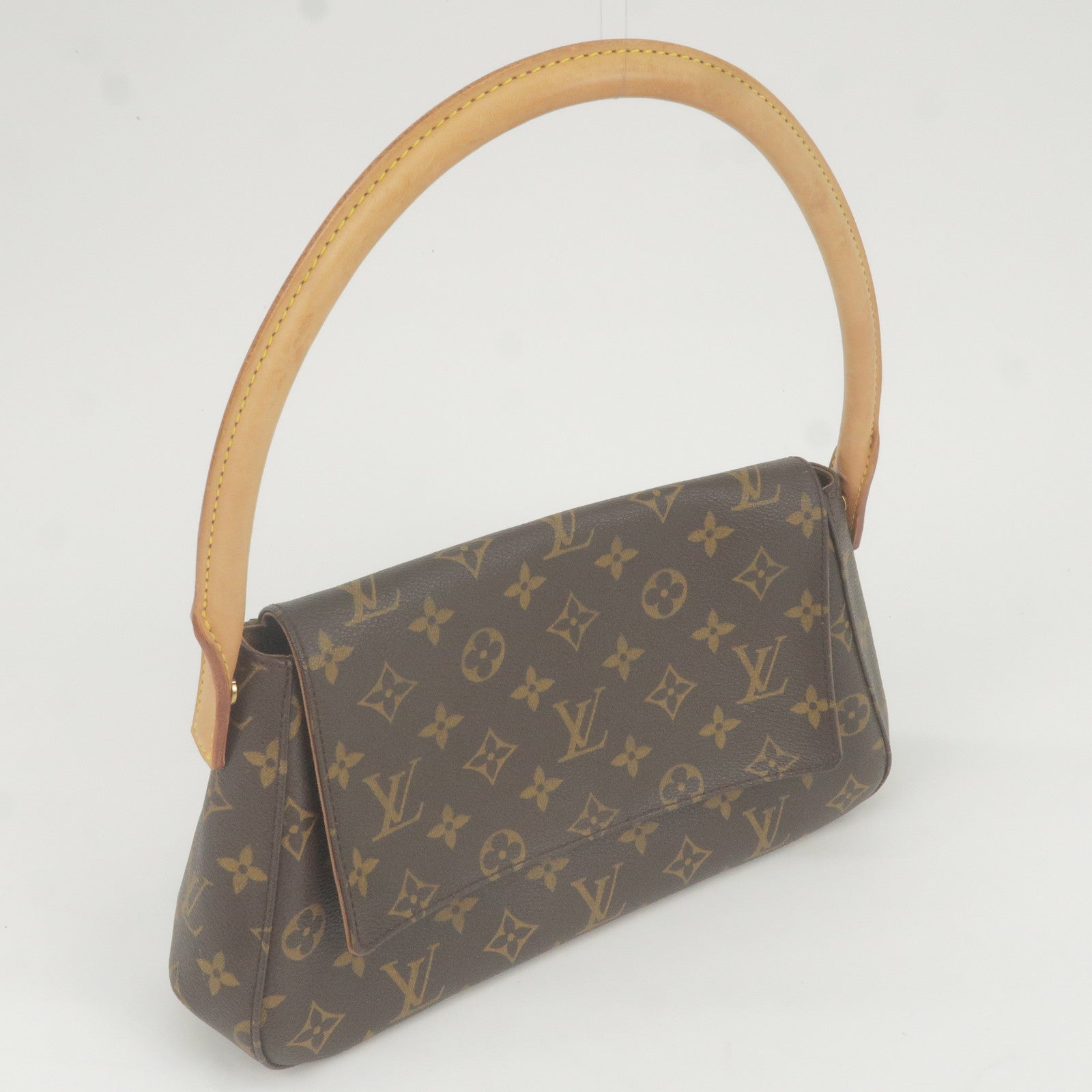 Louis Vuitton, Bags, Mini Looping Louis Vuitton Purse Vintage