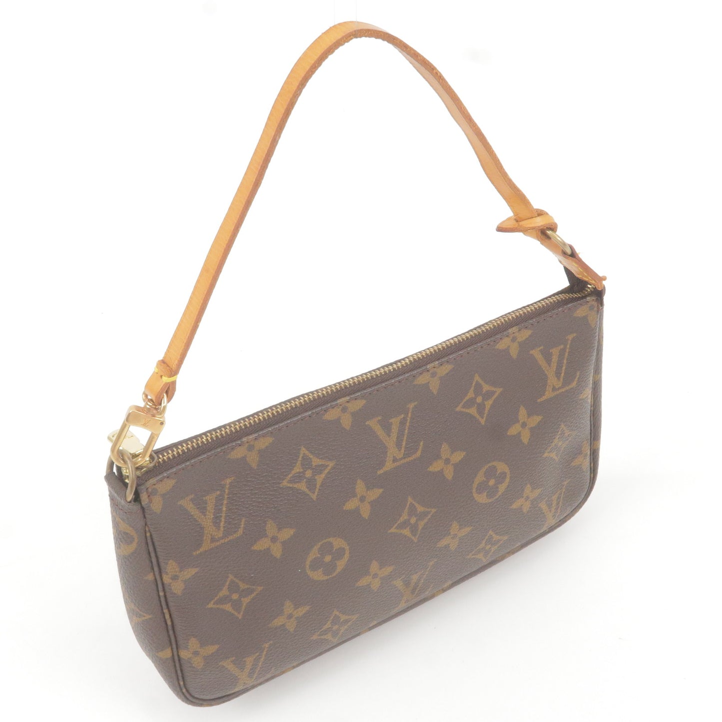 Selena Gomez Style. - Louis Vuitton Lumineuse PM Handbag.