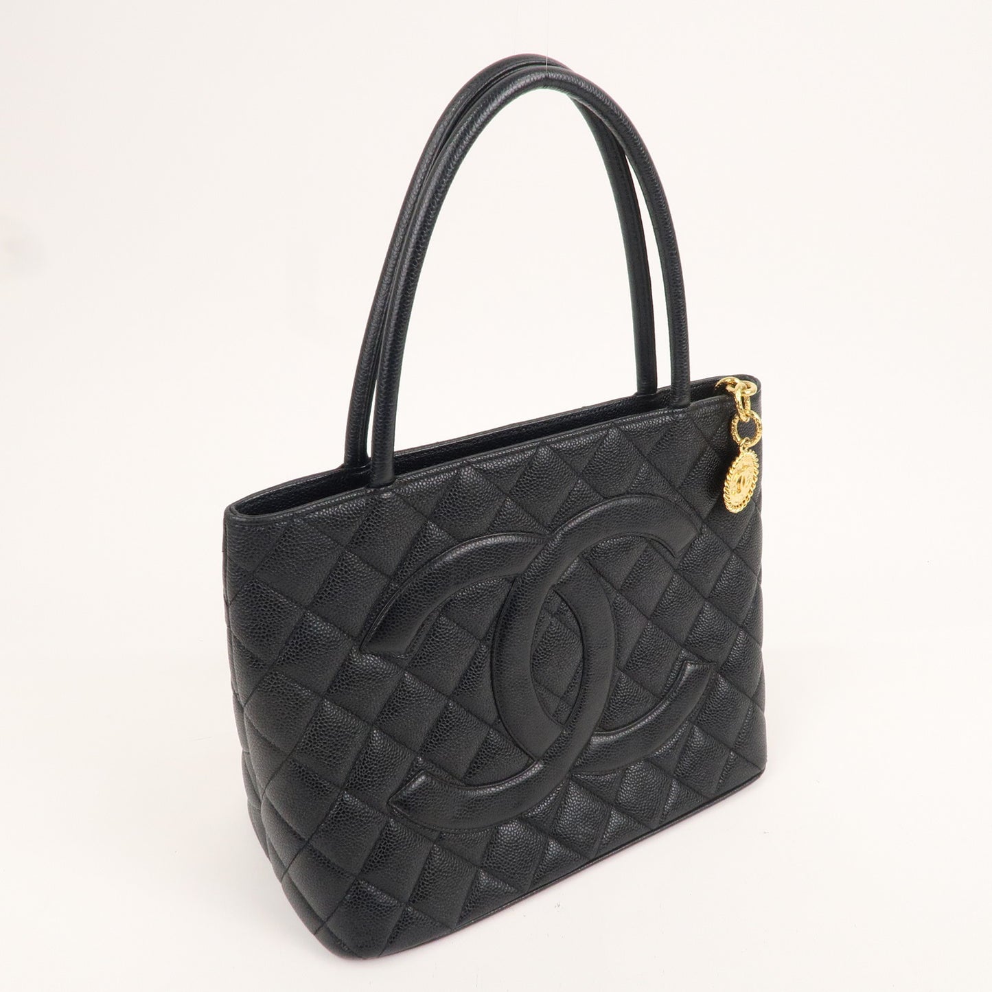 CHANEL Matelasse Caviar Skin Medallion Tote Bag Black A01804