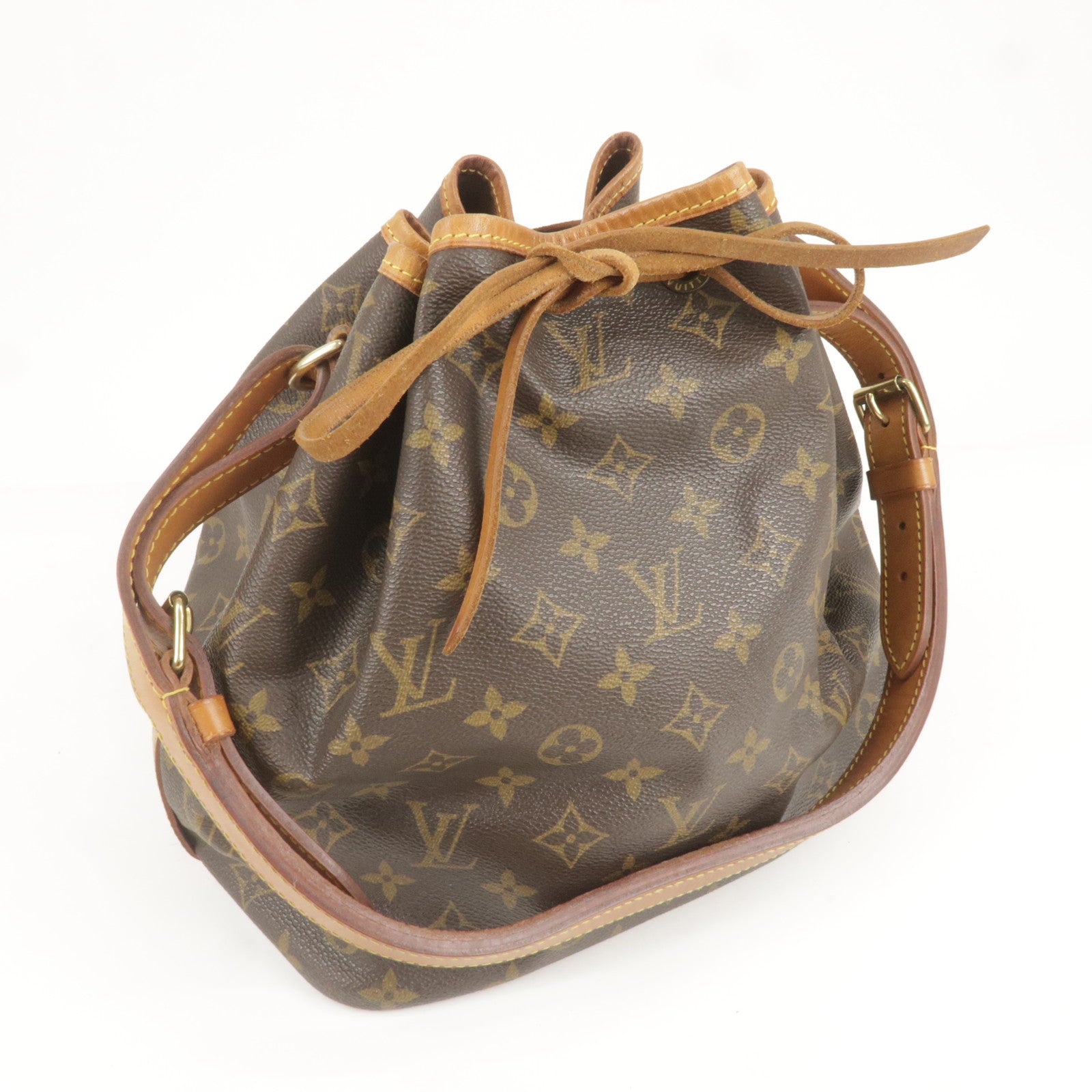 LOUIS VUITTON Petit Noe Drawstring Shoulder Bag Monogram Leather USA M42226  M162