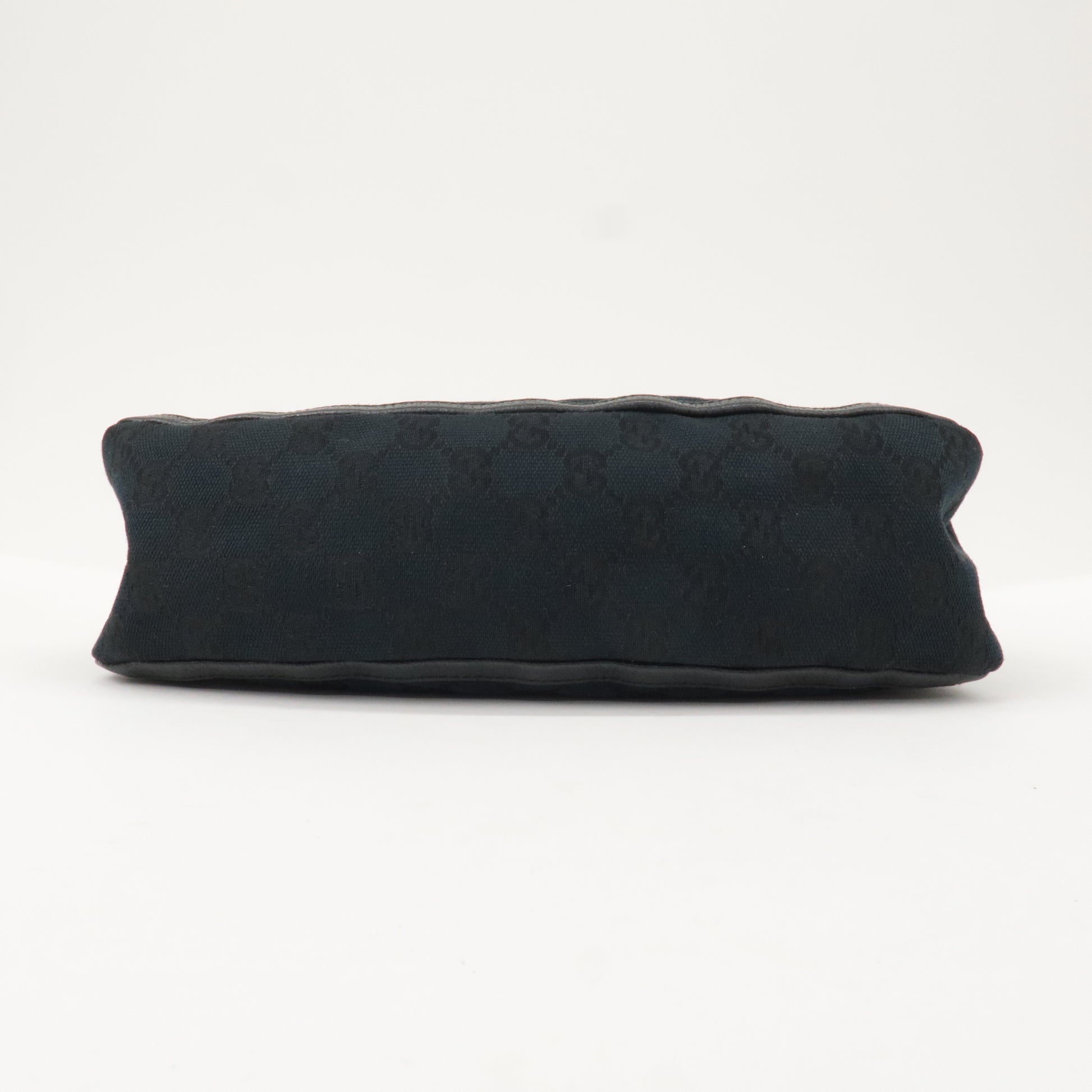 GUCCI-Abbey-GG-Canvas-Leather-Shoulder-Bag-Black-130939