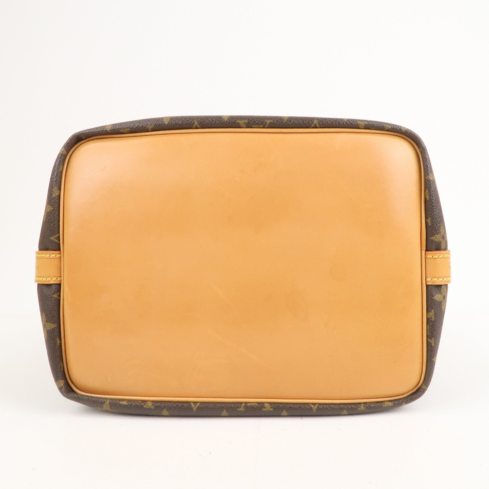 LOUIS VUITTON Petit Noe Drawstring Shoulder Bag Monogram Leather M42226  61JH810