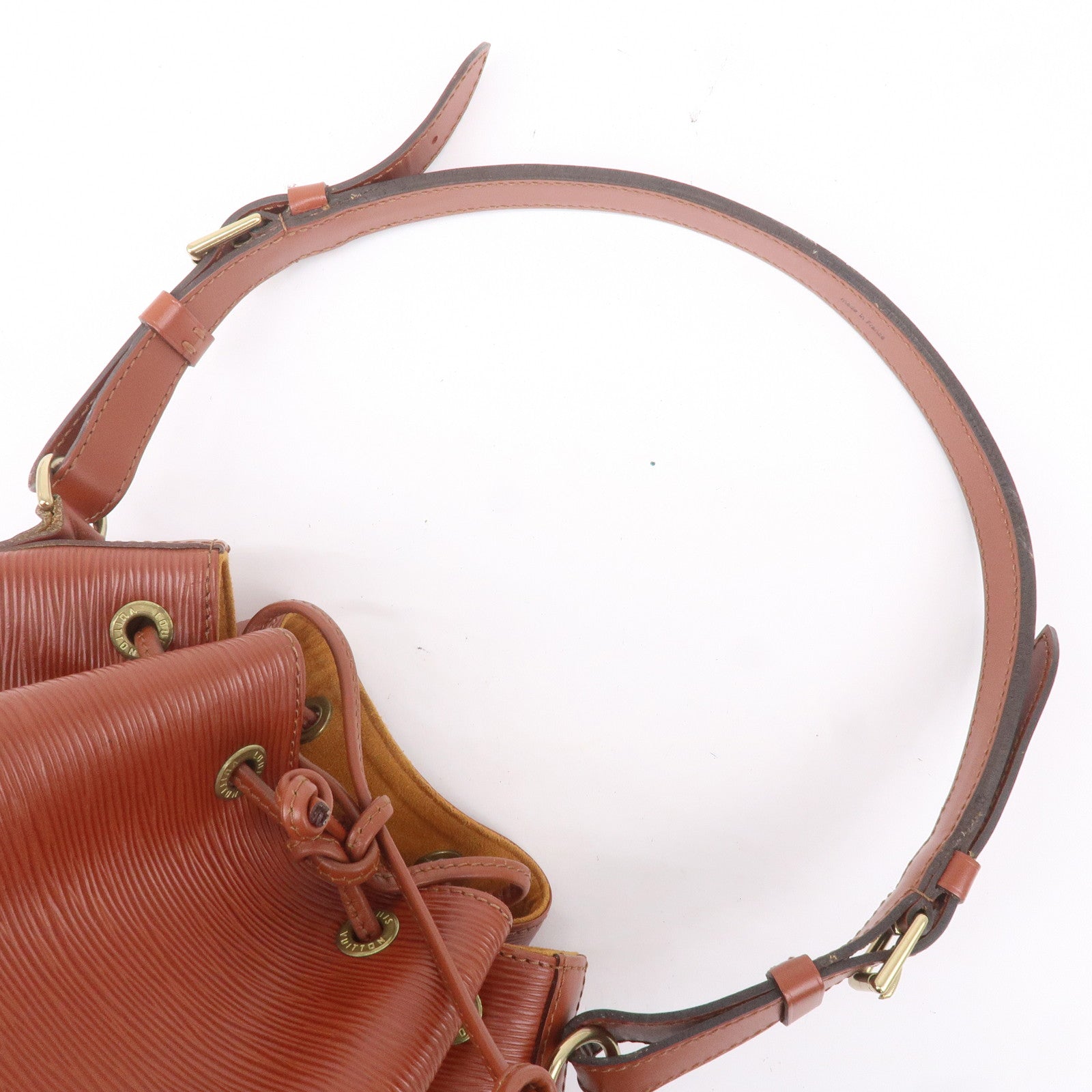 Louis Vuitton, Bags, Louis Vuitton Epi Noe Shoulder Bag Leather Kenya  Brown Tea M4403