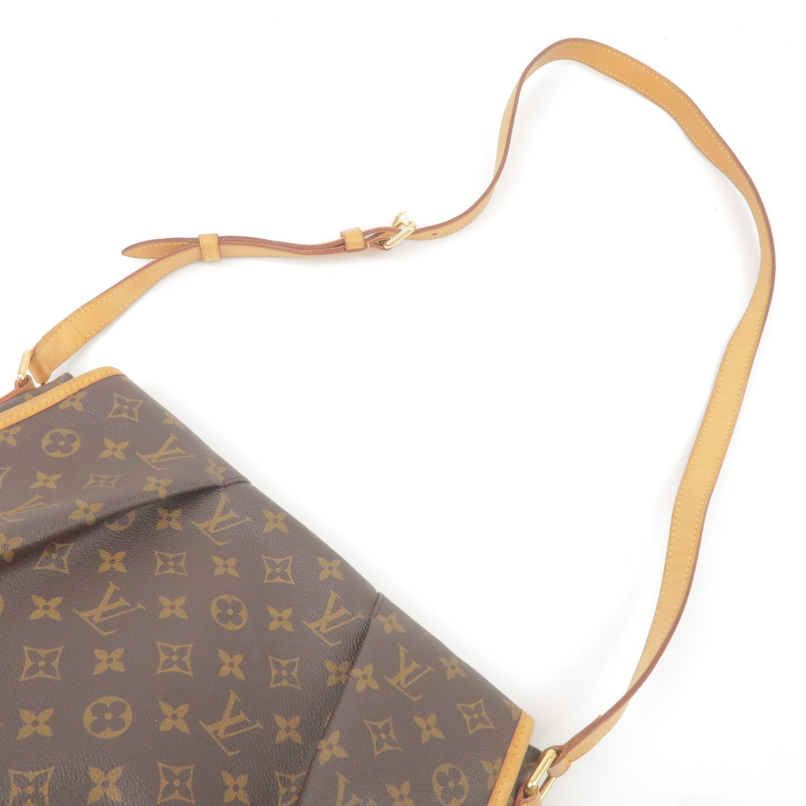Louis Vuitton Monogram Canvas Menilmontant MM Messenger Bag