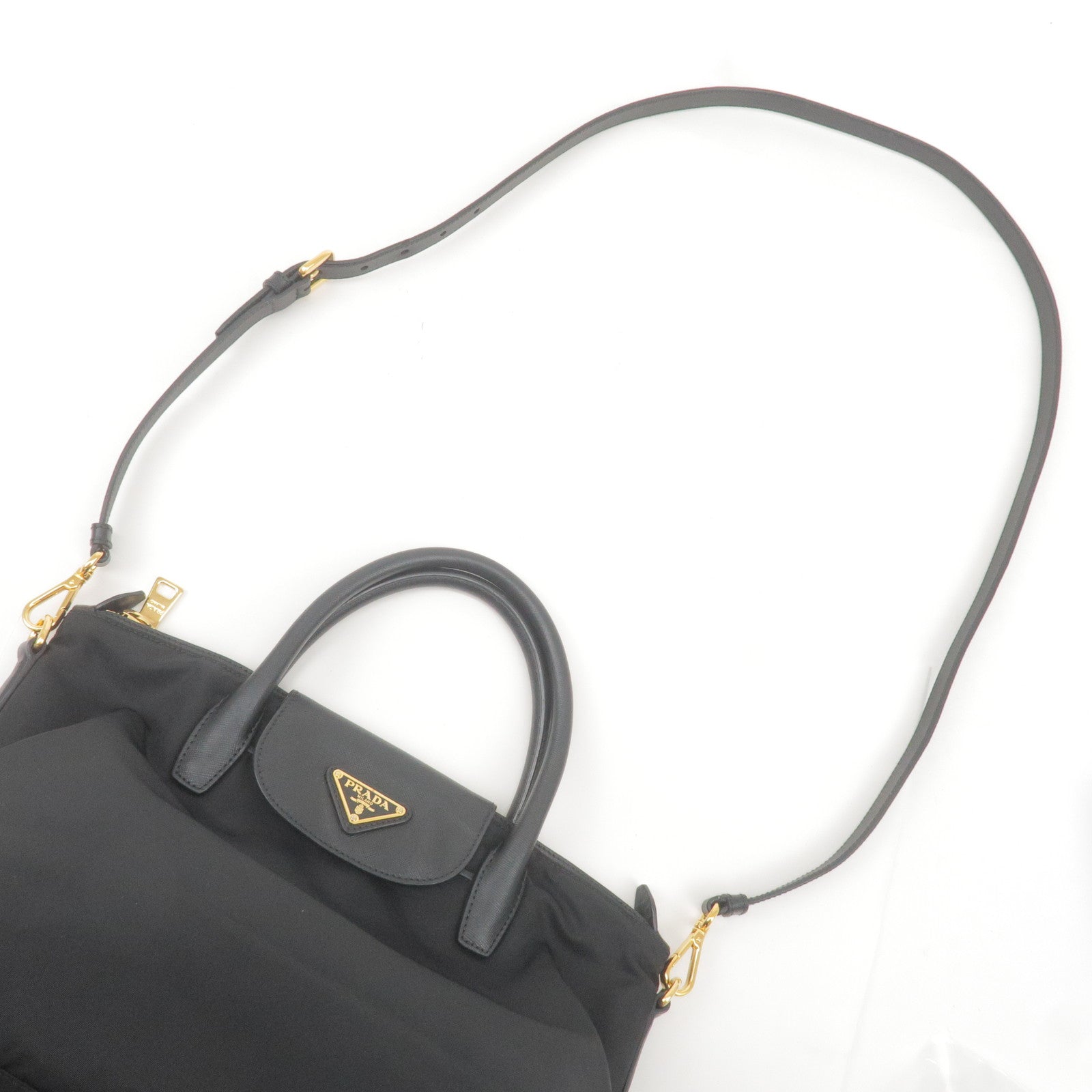 Prada hotsell bn2106 price