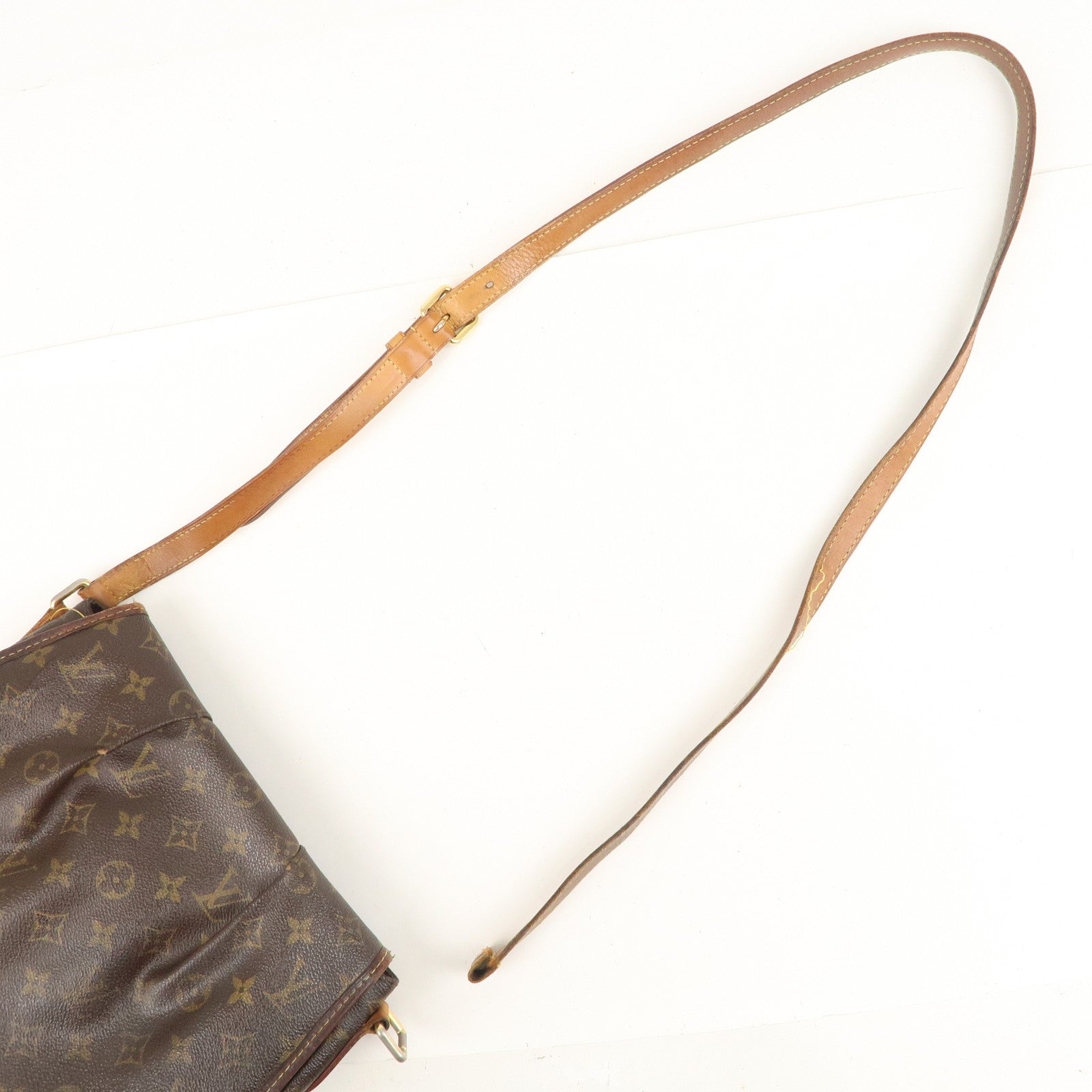 Louis Vuitton Monogram Menilmontant PM Shoulder Bag M40474