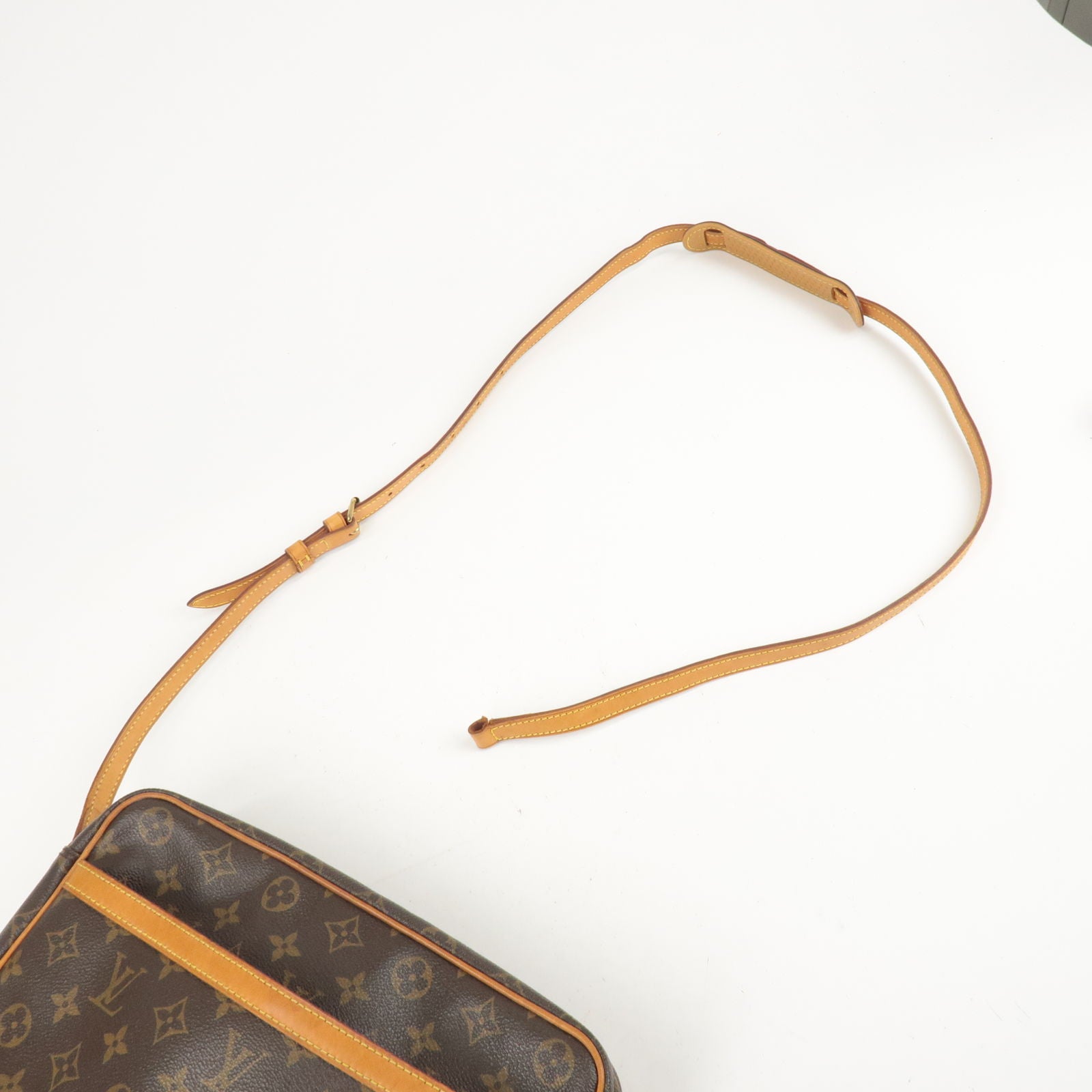 Louis-Vuitton-Monogram-Trocadero-30-Shoulder-Bag-Brown-M51272