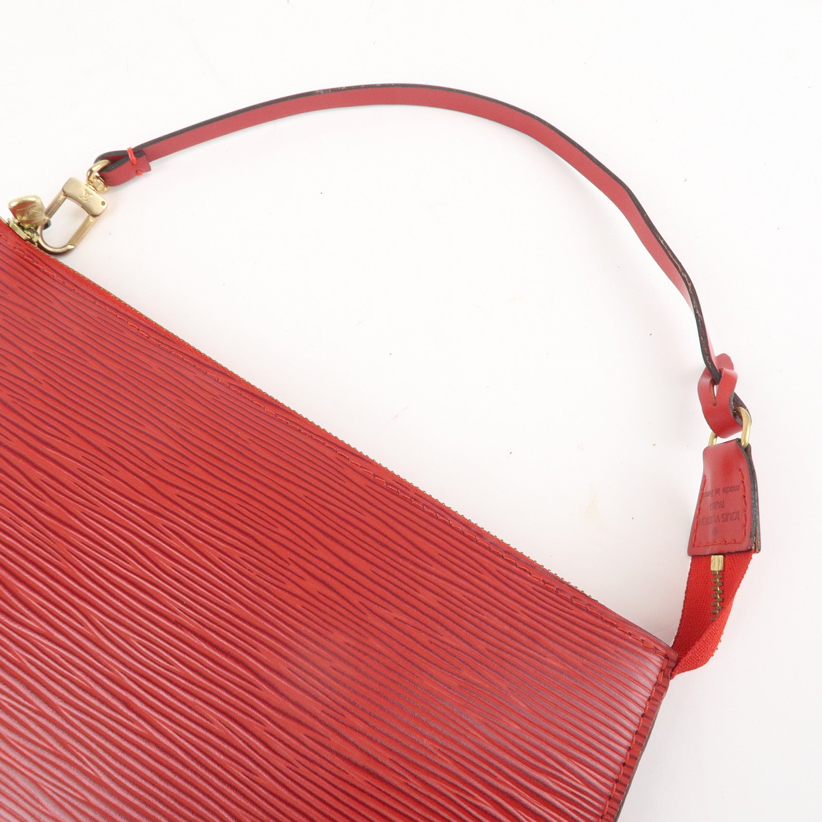 L*V Castillian Red Epi Key Pouch (SHA-36309) – ZAK BAGS