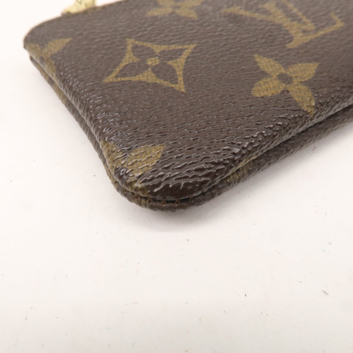 Louis Vuitton Monogram Pochette Cles Coin Case Key Case M62650