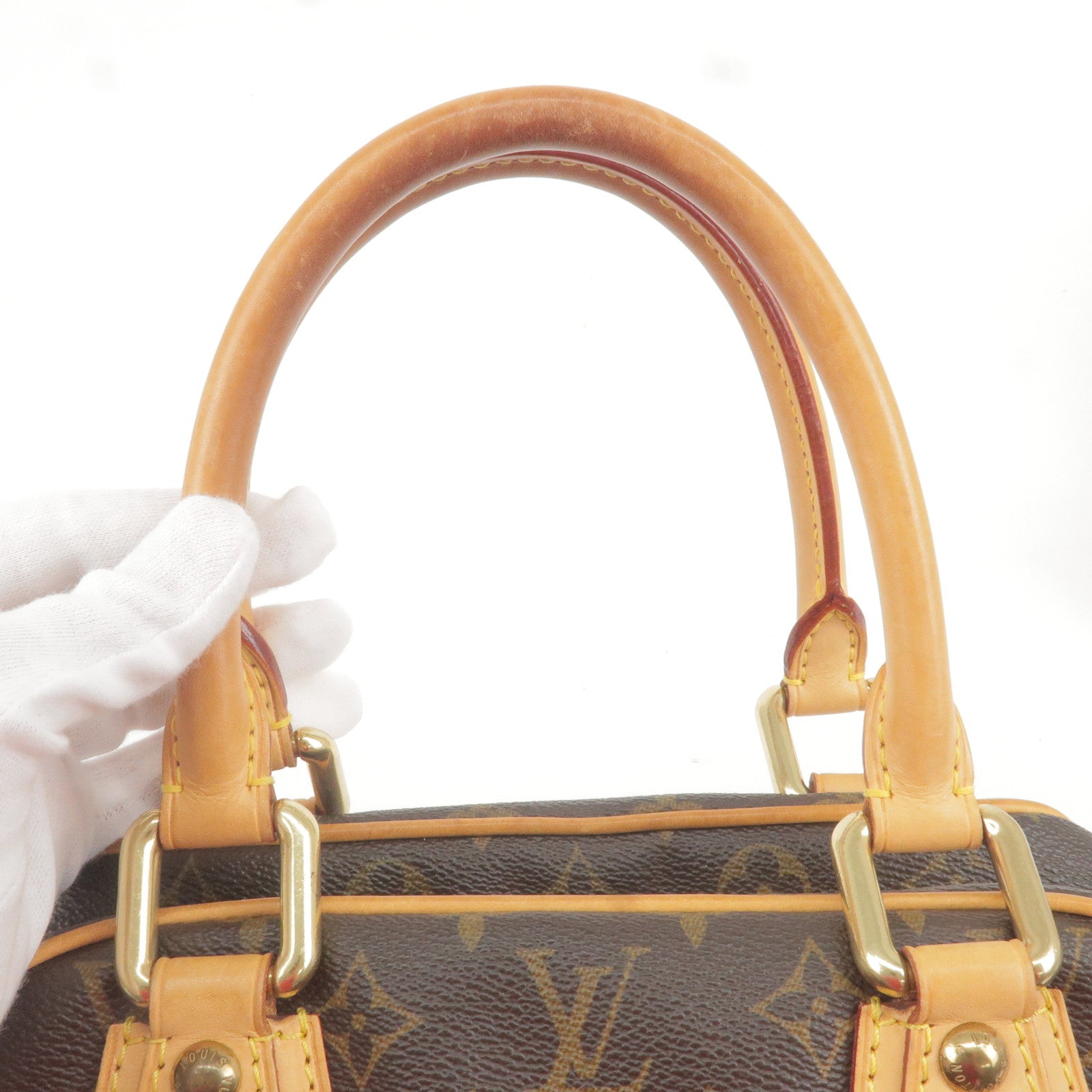 Louis-Vuitton Monogram Manhattan PM Hand Bag