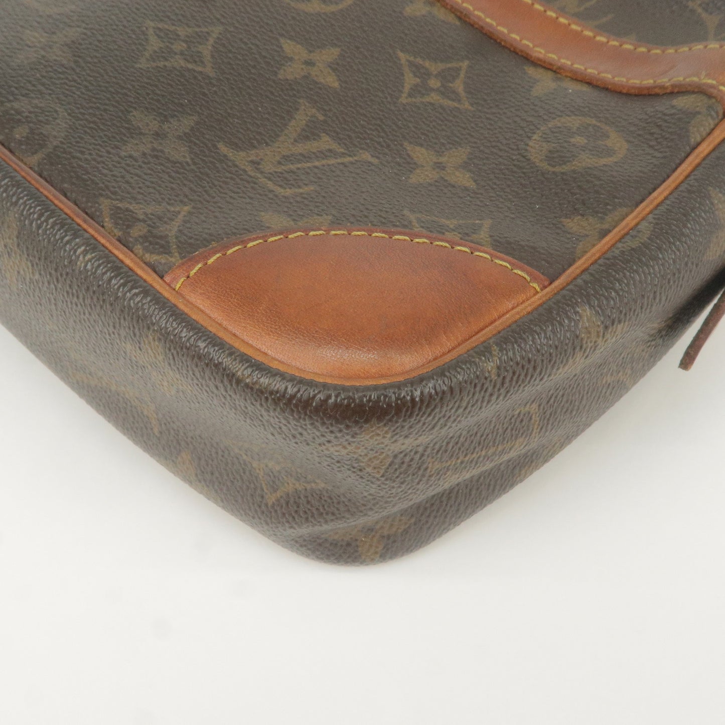 Louis Vuitton Monogram Compiegne 28 Pouch Clutch Bag M51845