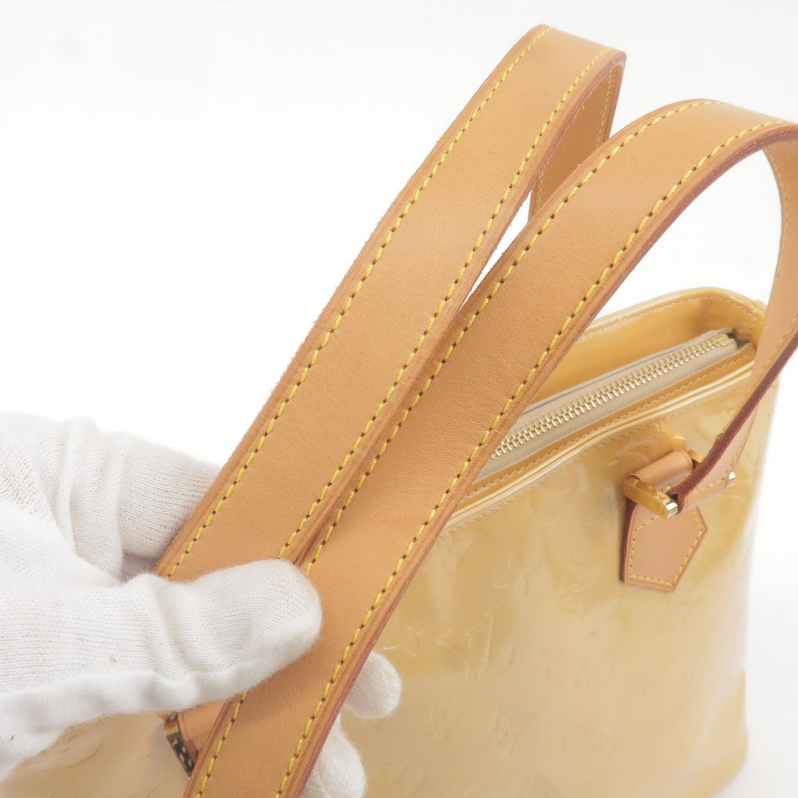 Second Hand Louis Vuitton Marelle Bags