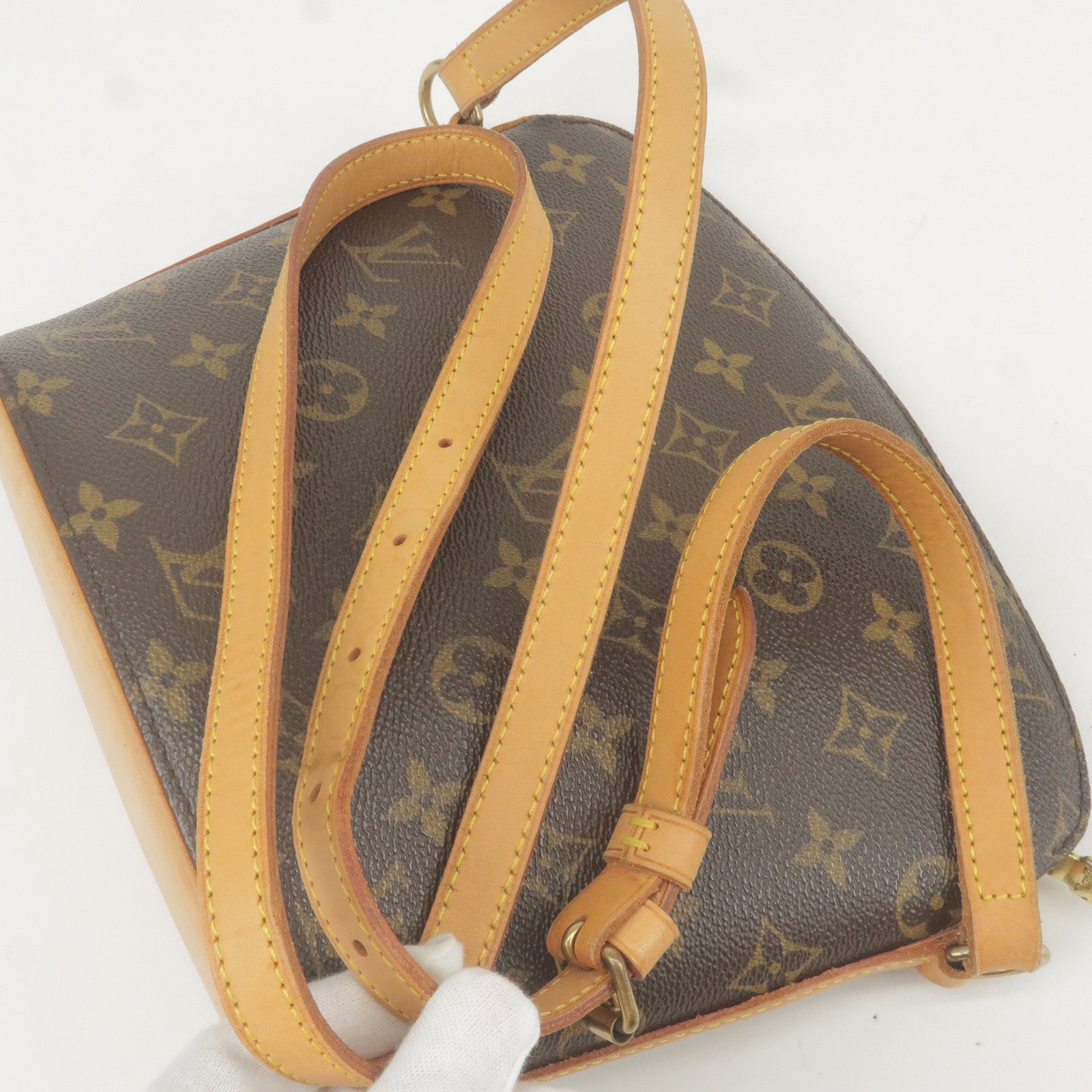 Louis Vuitton Drouot Crossbody Bag Monogram M51290 – Timeless