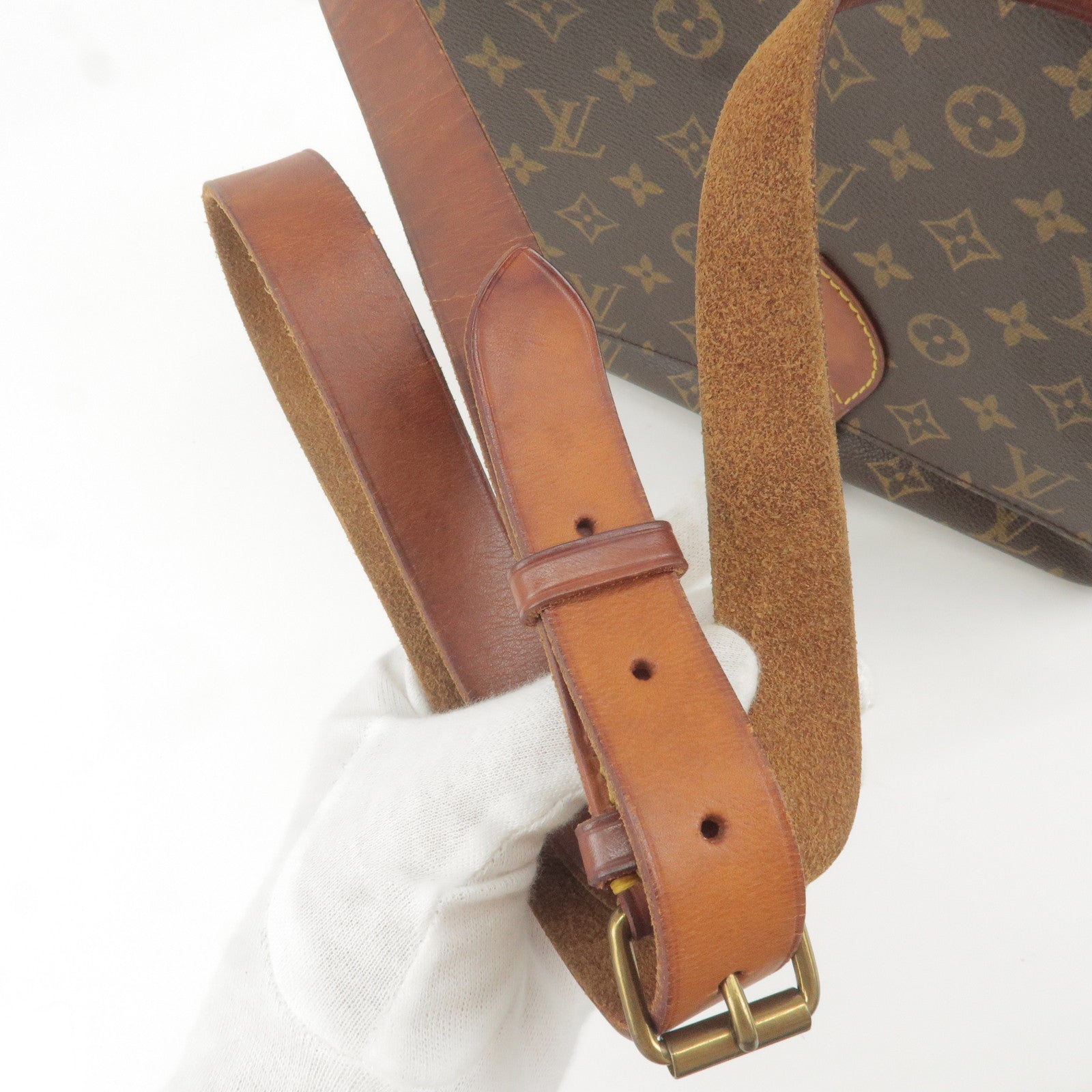 Louis-Vuitton-Monogram-Cartouchiere-GM-Crossbody-Bag-M51252- – dct