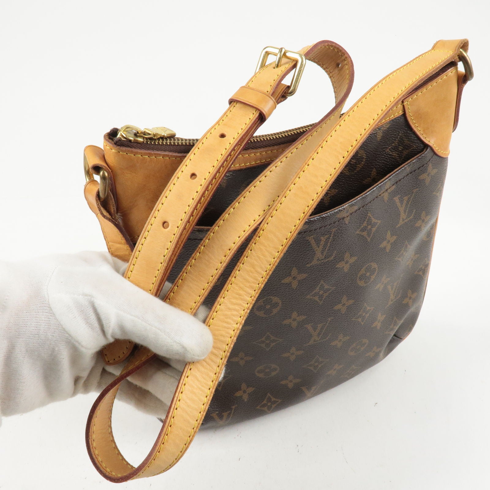Louis-Vuitton-Monogram-Odeon-PM-Shoulder-Bag-Brown-M56390 – dct