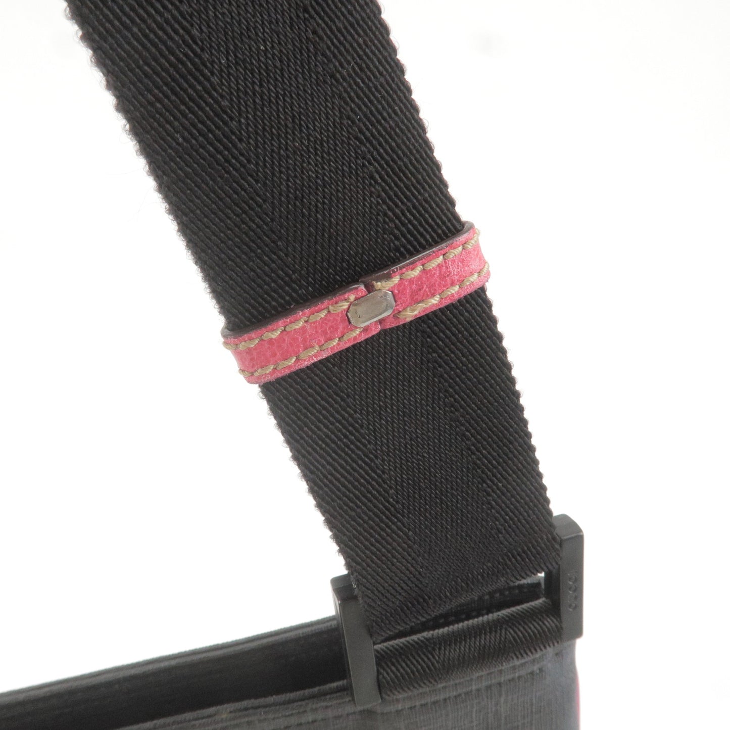 GUCCI PVC Leather Logo Shoulder Bag Black Pink 162904