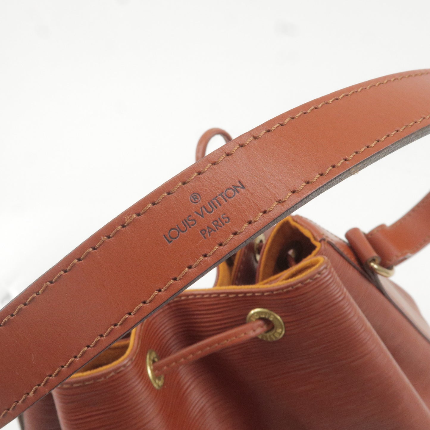 Louis Vuitton // Epi Leather Shoulder Bag // Kenyan Brown // Pre-Owned - Designer  Handbags - Touch of Modern