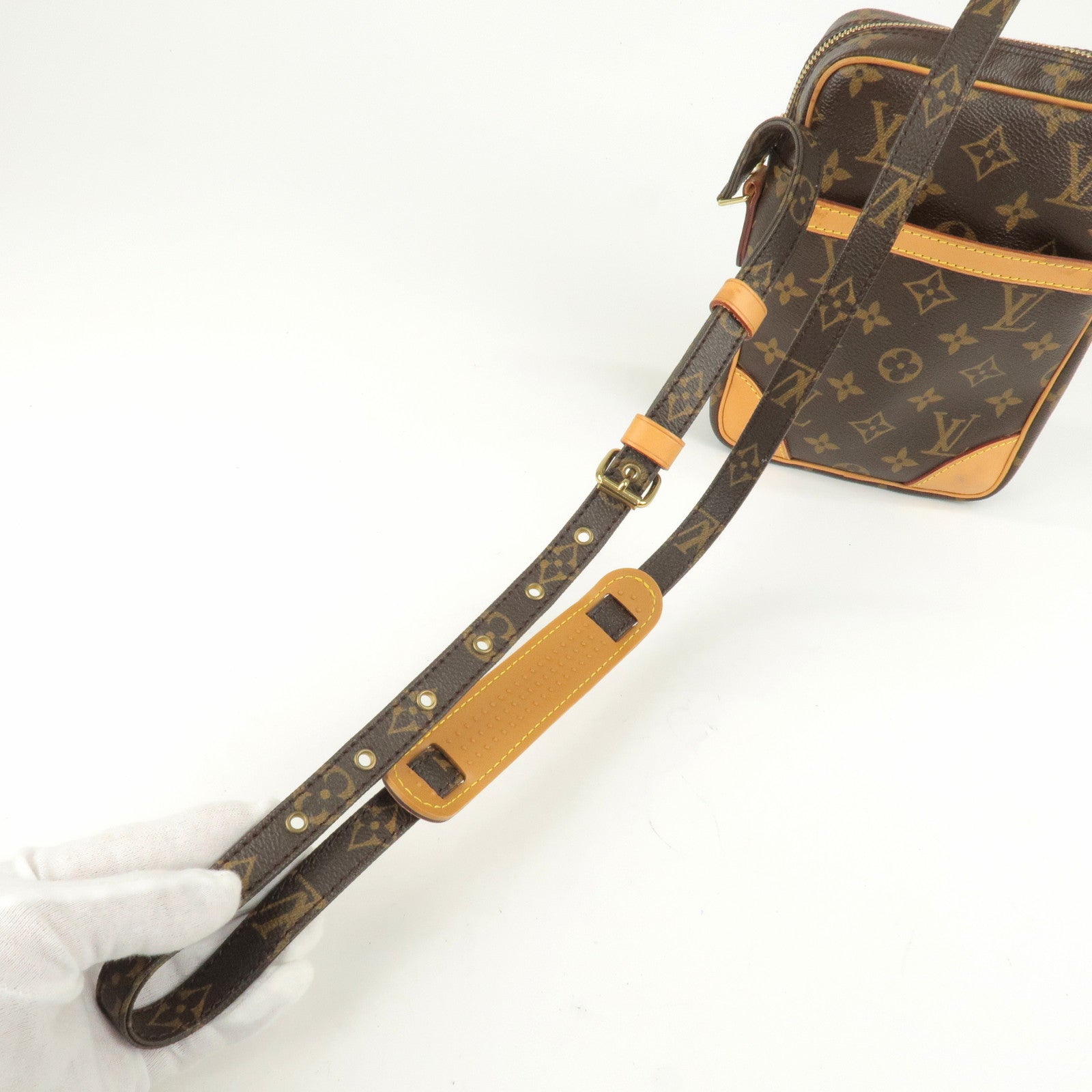 Louis Vuitton Danube Crossbody Bag M45266 – Timeless Vintage Company