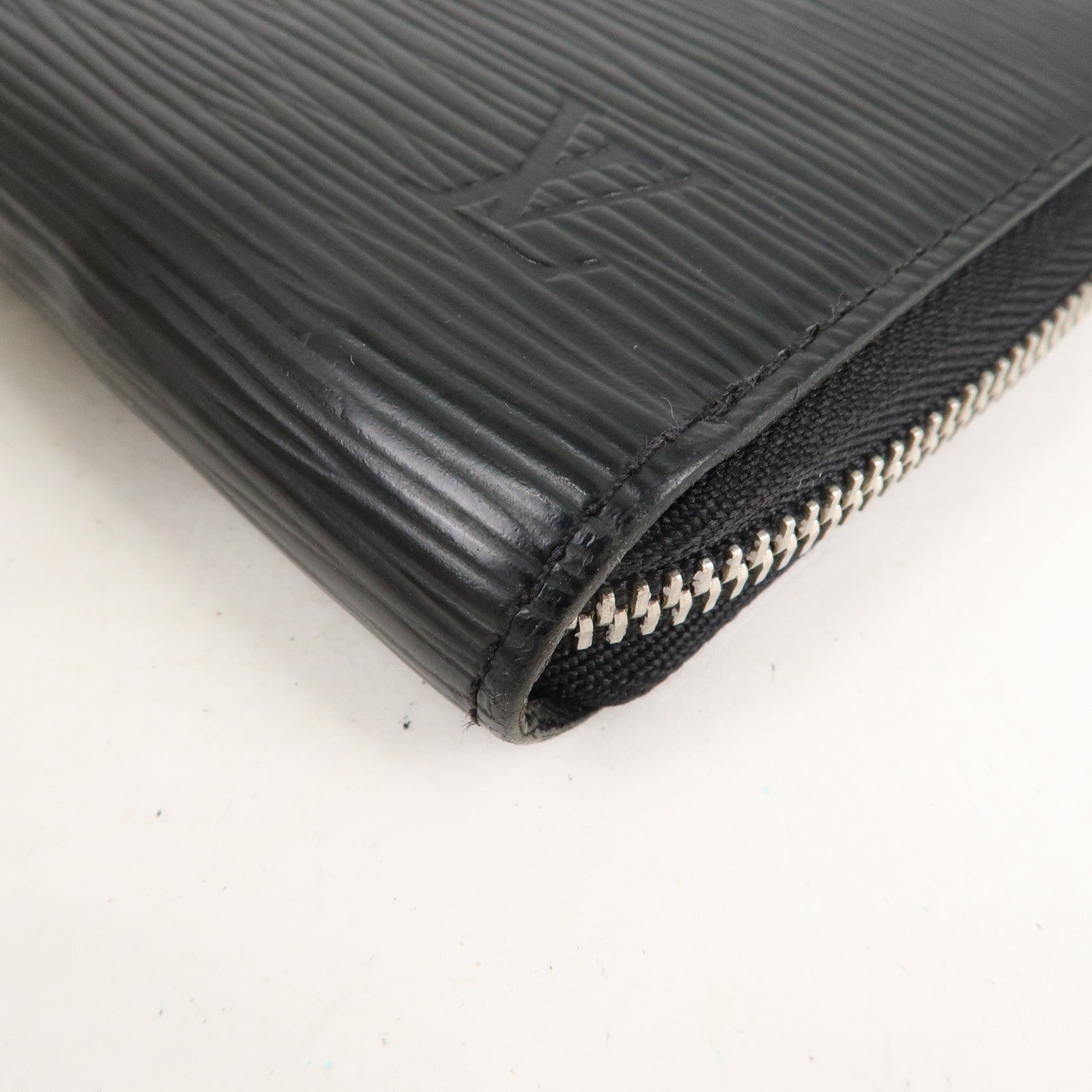Louis Vuitton Black EPI Leather Wallet