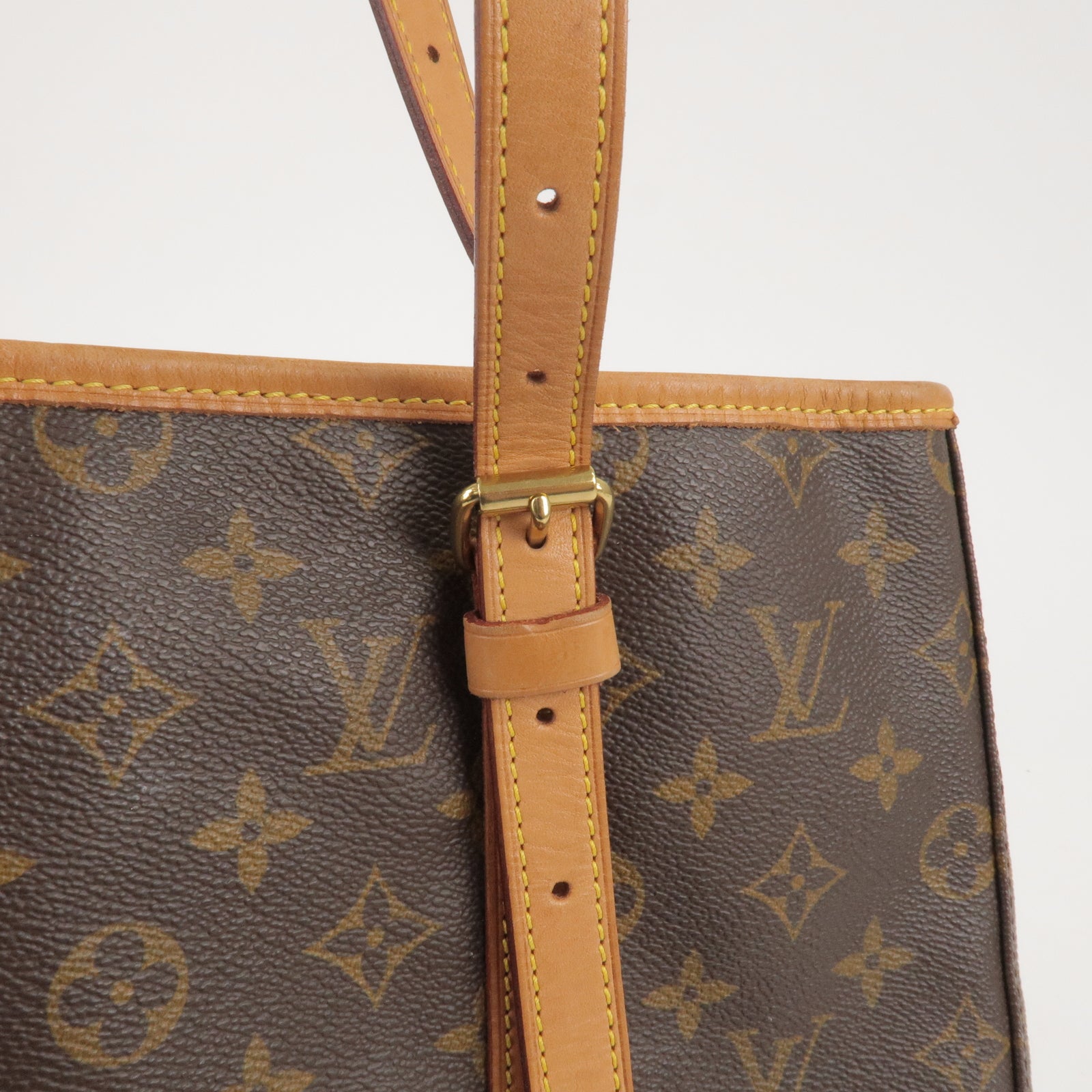 Louis-Vuitton-Monogram-Bucket-GM-Shoulder-Bag-M42236-&-Pouch –  dct-ep_vintage luxury Store