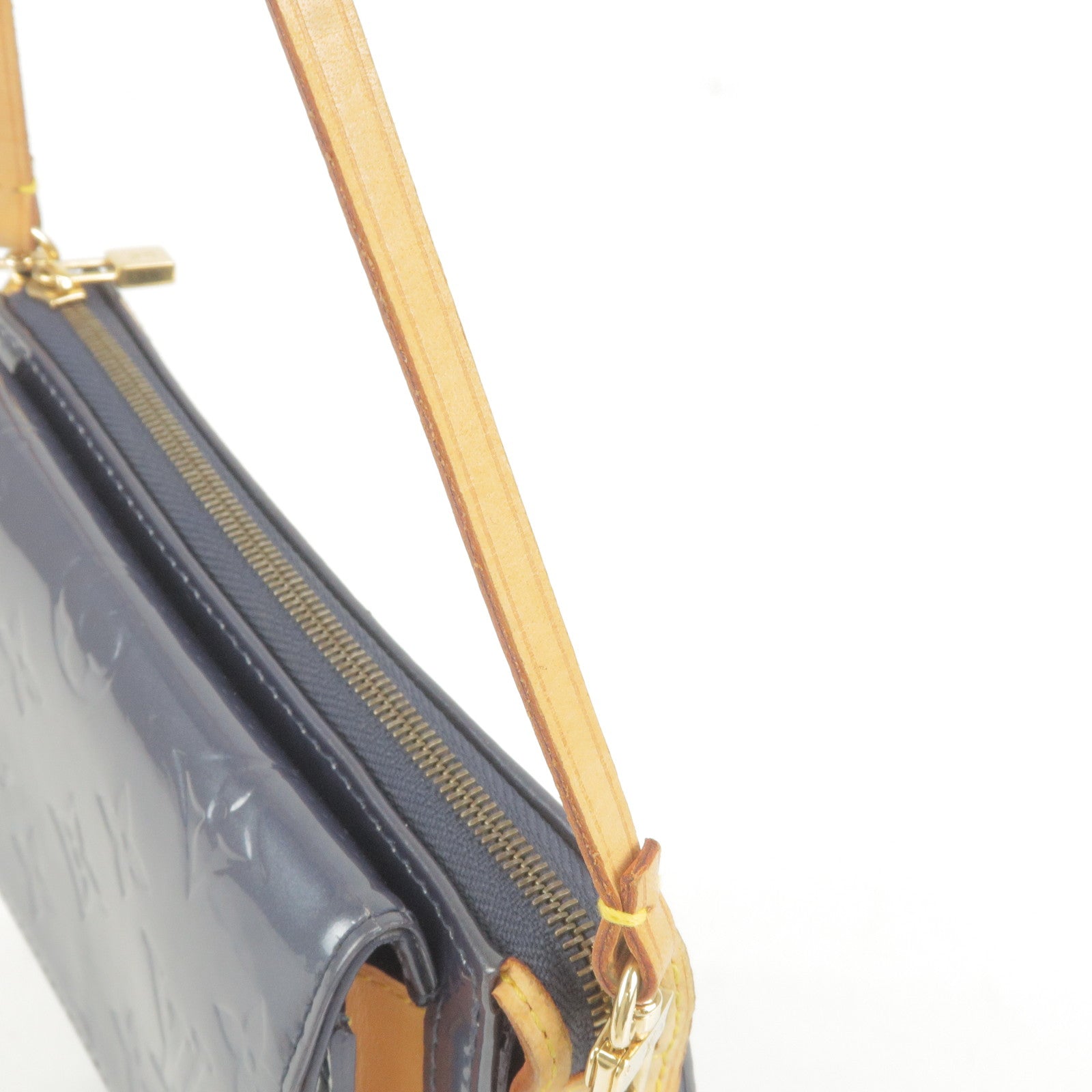 Louis Vuitton, Bags, Louis Vuitton Mott Shoulder Bag
