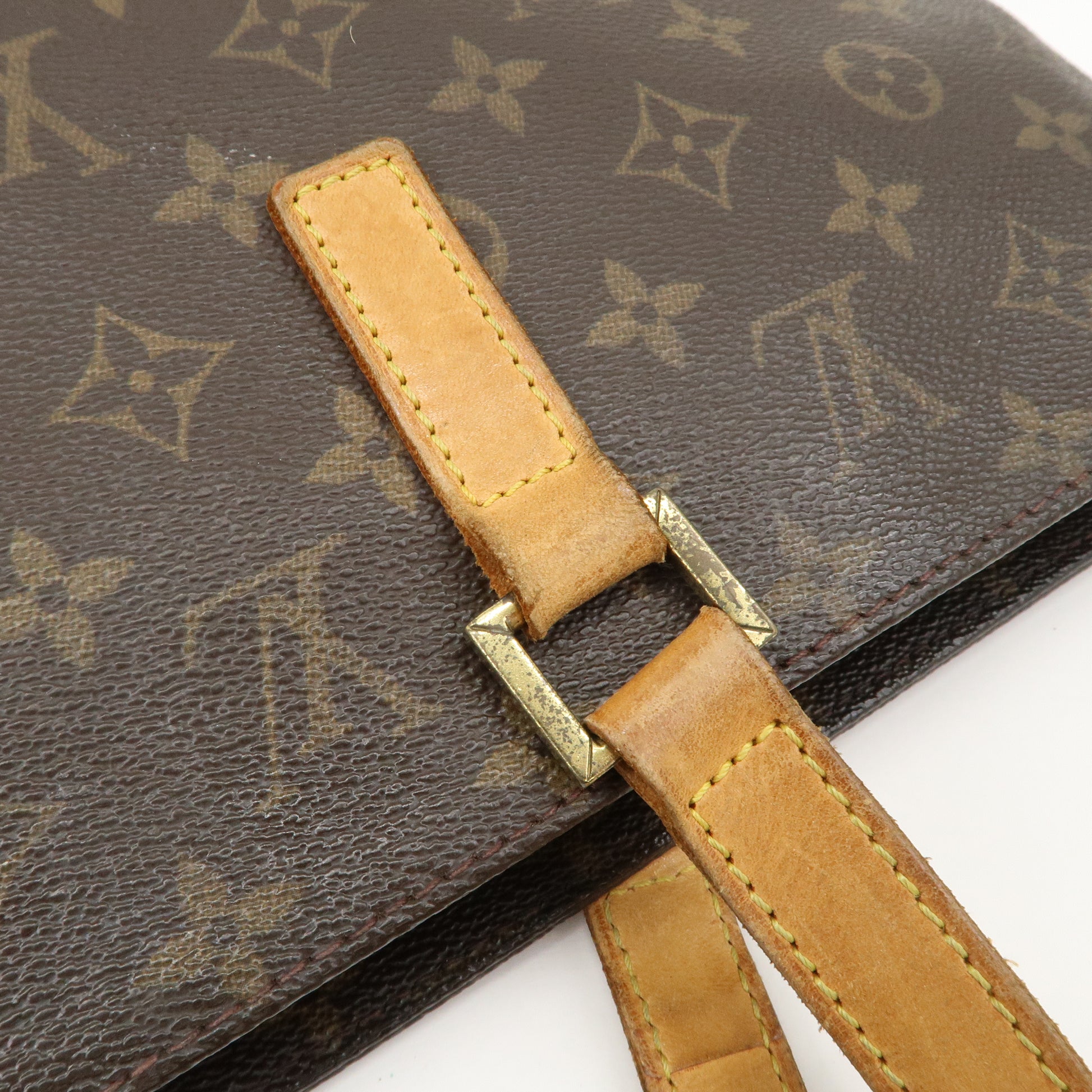 Louis Vuitton Pochette Pliante Handbag