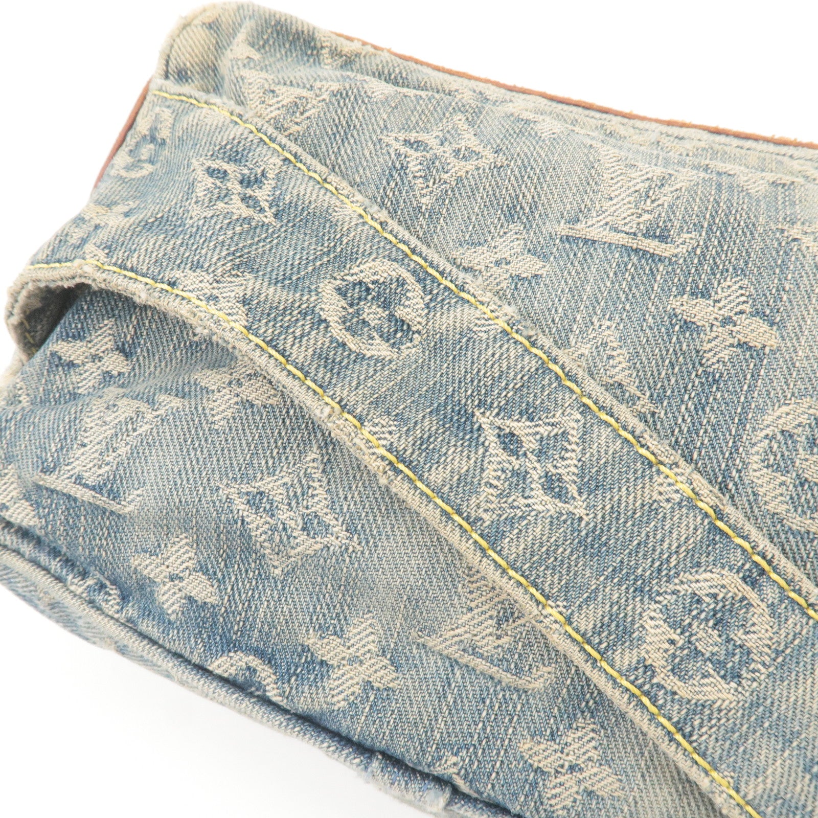 Louis-Vuitton-Monogram-Denim-Bumbag-Waist-Bag-Blue-M95347 – dct-ep_vintage  luxury Store