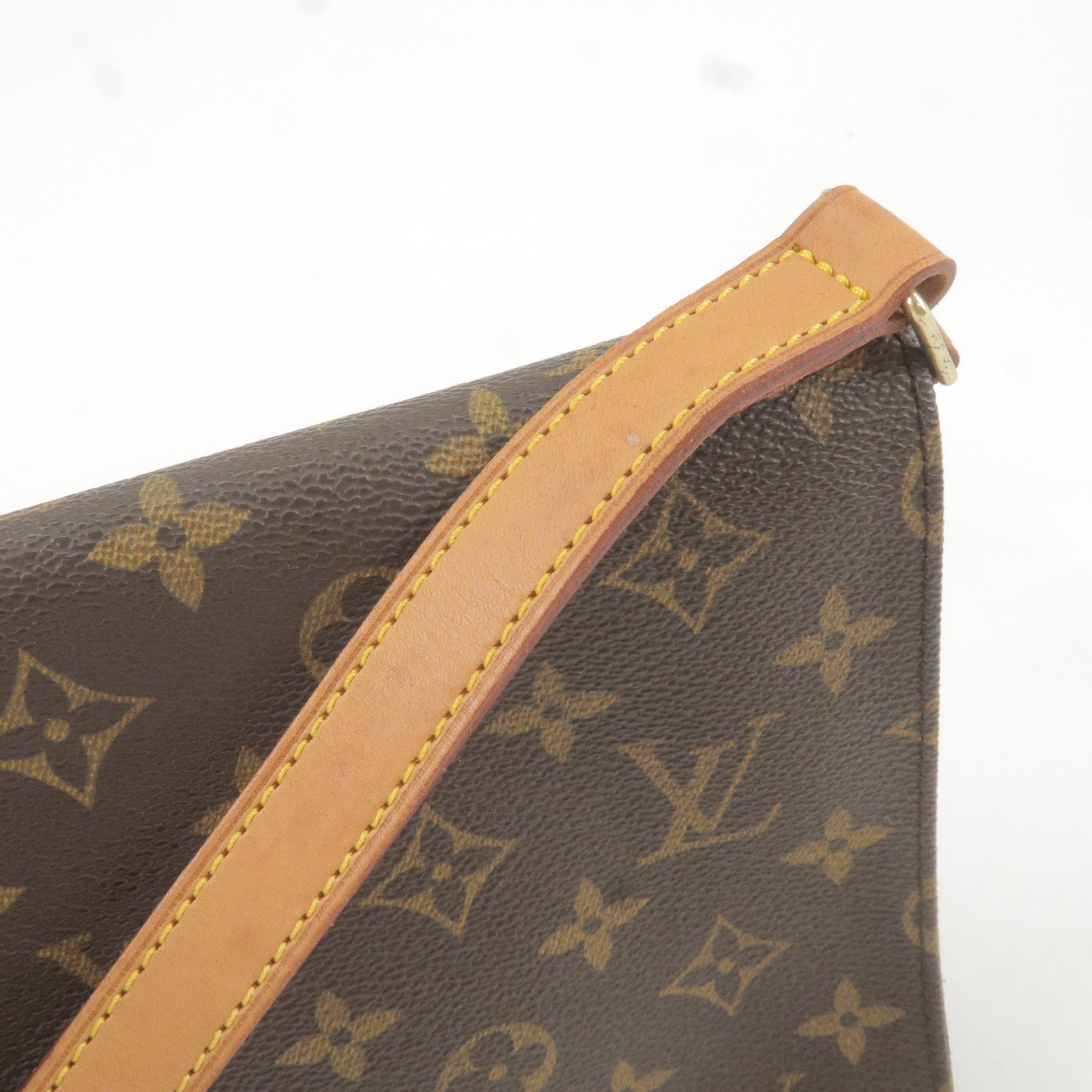 Louis Vuitton - Musette Tango Shoulder Bag - Monogram Canvas