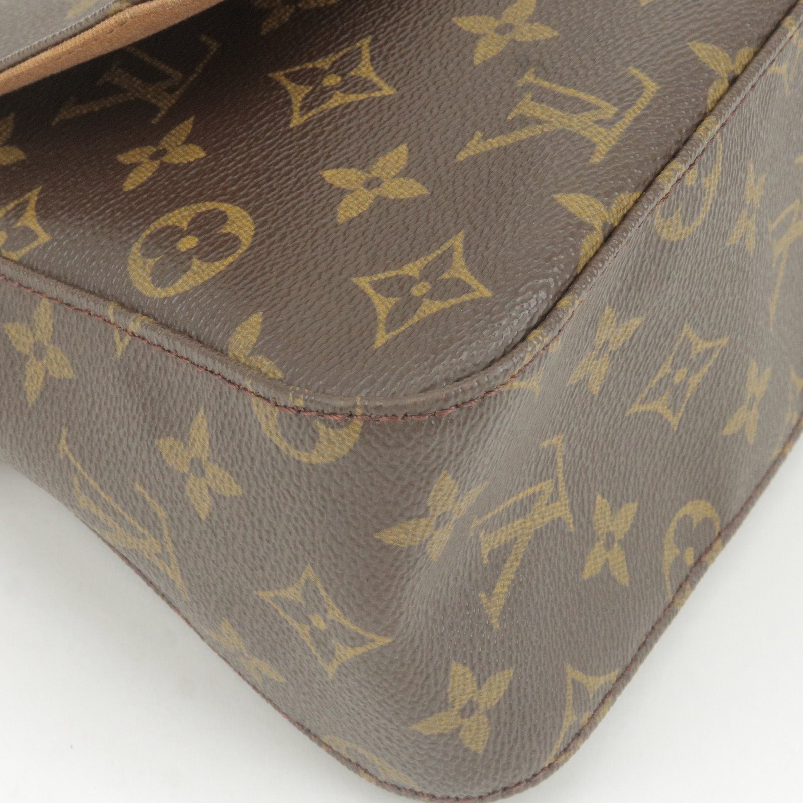 pre-loved] Louis Vuitton Mini Looping Shoulder Bag - Brown