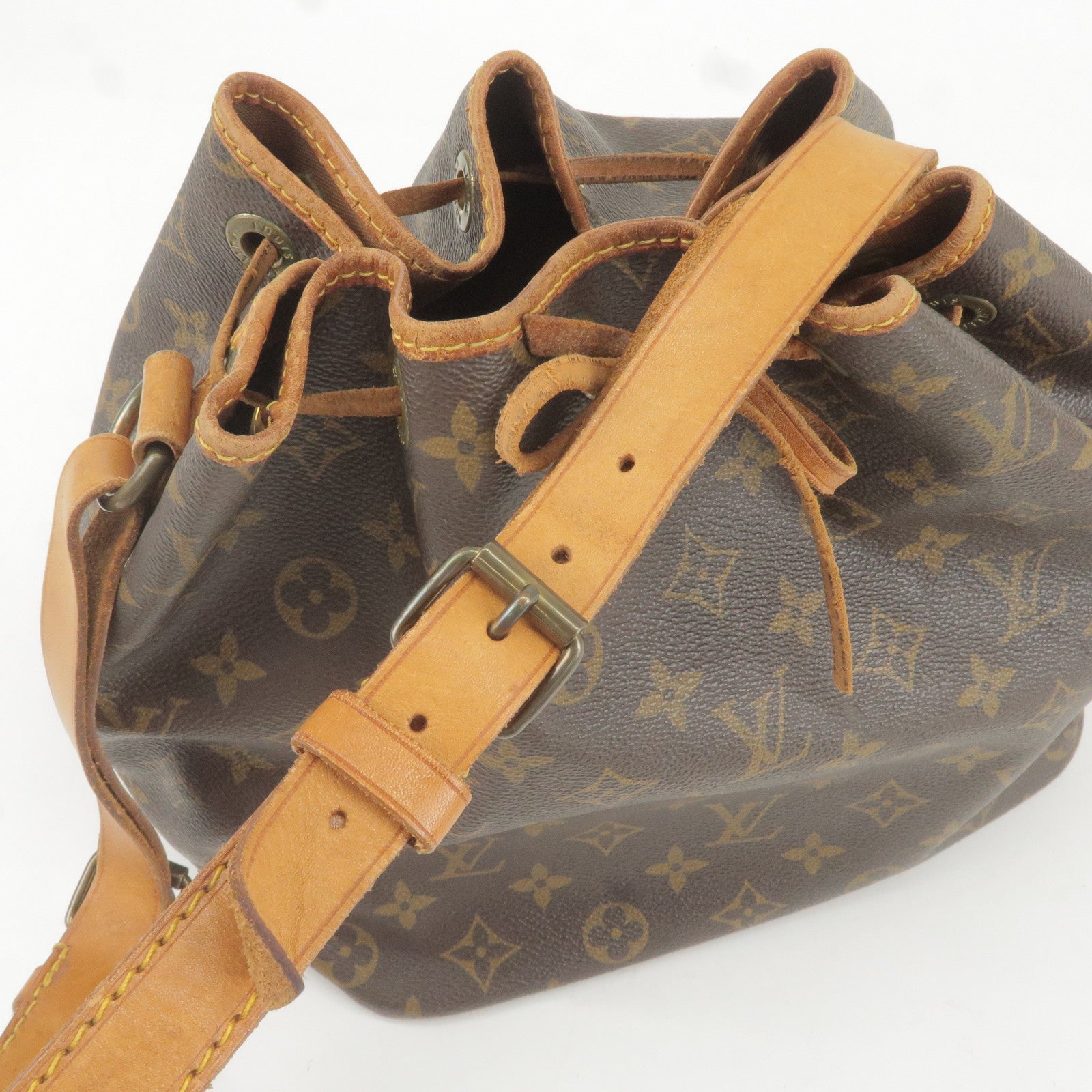 Louis Vuitton, Accessories, Louis Vuitton Monogram Bandouliere Shoulder  Strap Rose Poudre