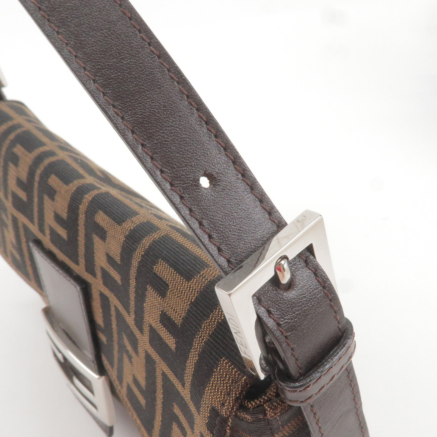 Fendi Women's Baguette Leather Belt
