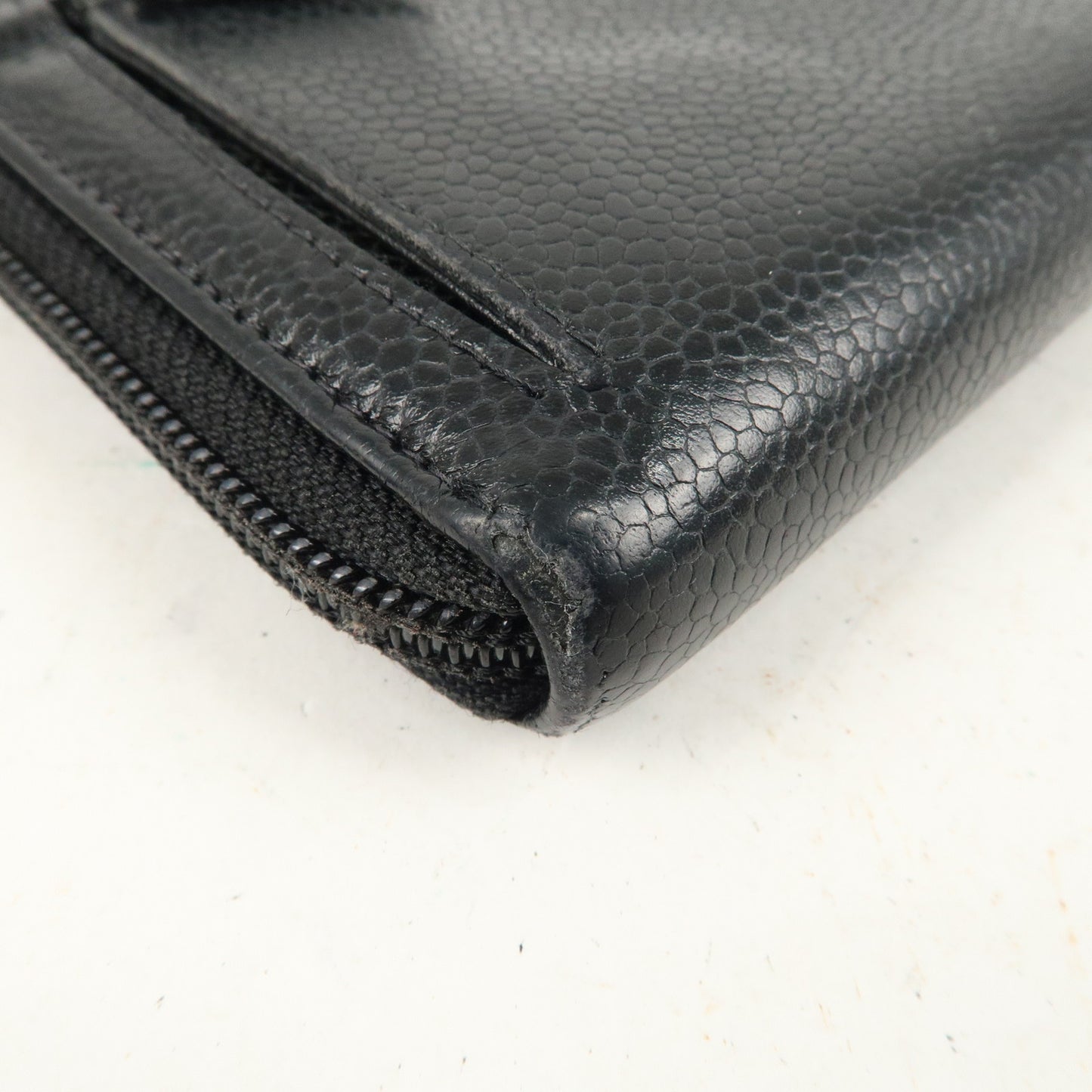 CHANEL Caviar Skin Round Zippy Long Wallet Black A13228