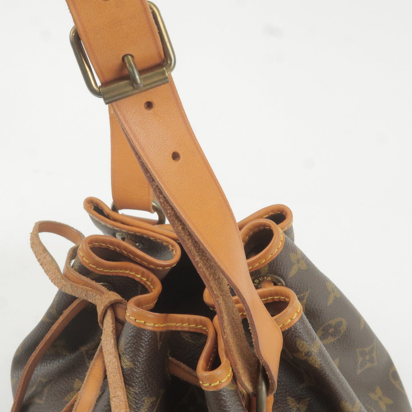 Noe - Vuitton - Petit - Bag - Monogram - Shoulder - Bag - ep_vintage luxury  Store - M42226 – dct - Louis - Hand - Louis Vuitton 2019 pre-owned OnTheGo  tote bag