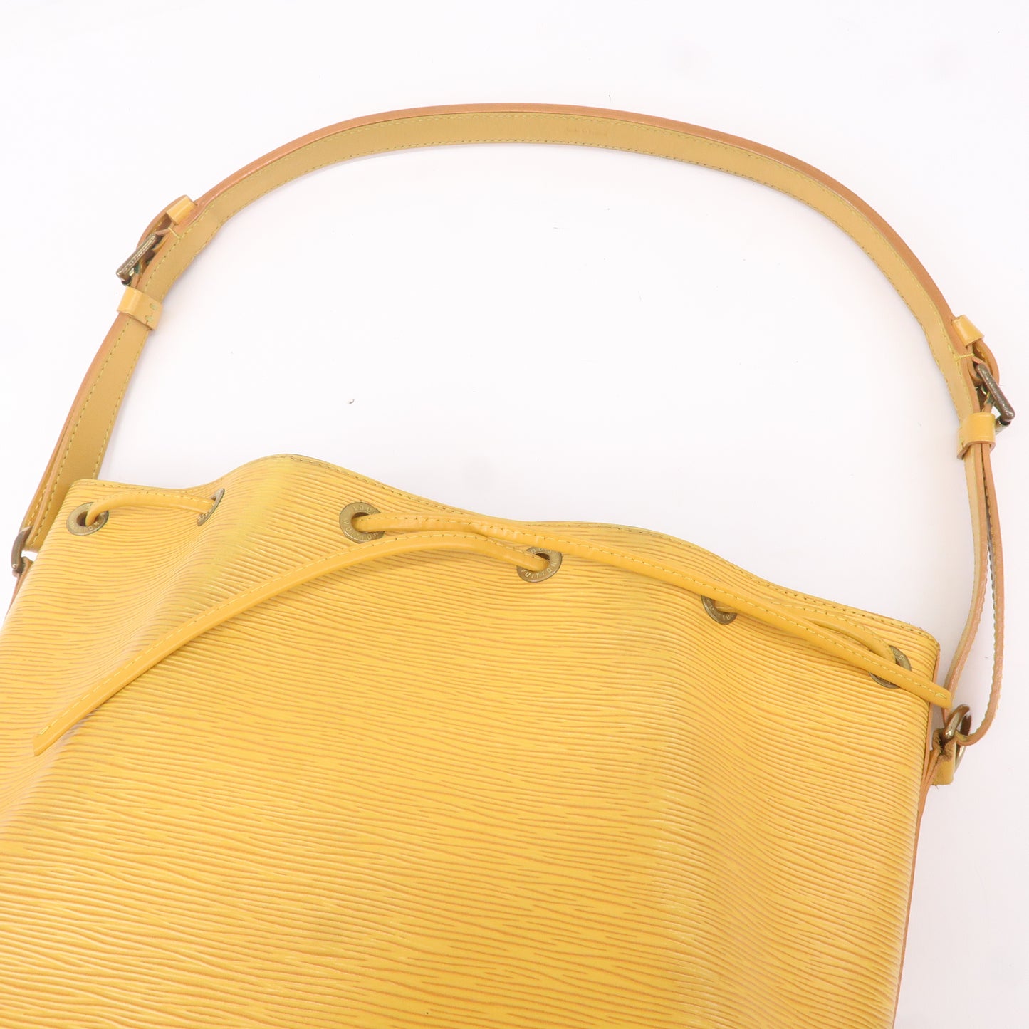 AuthenticLouis Vuitton Epi Petit Noe Shoulder Bag Tassili Yellow M44109