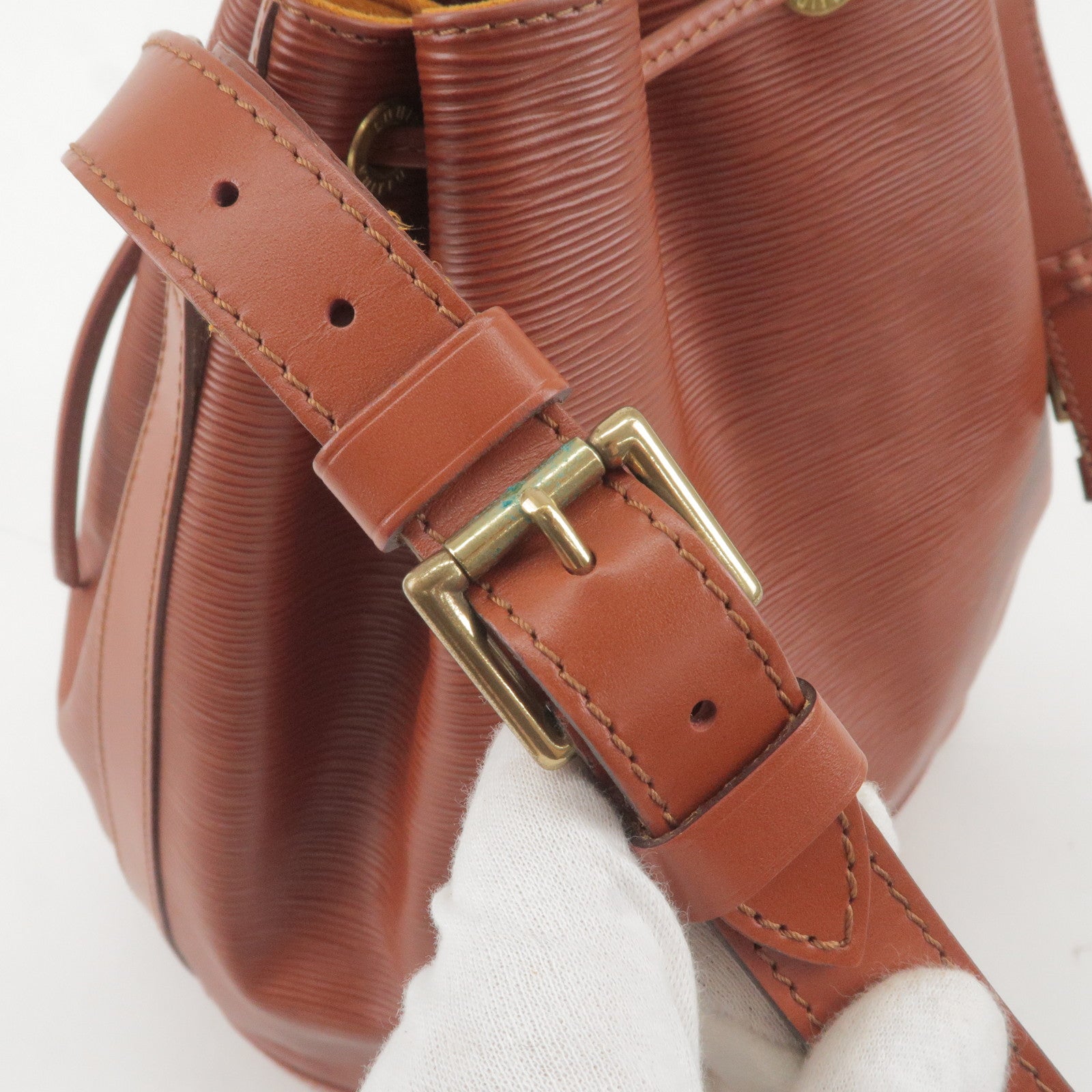 Néonoé fabric handbag Louis Vuitton Brown in Cloth - 35279697