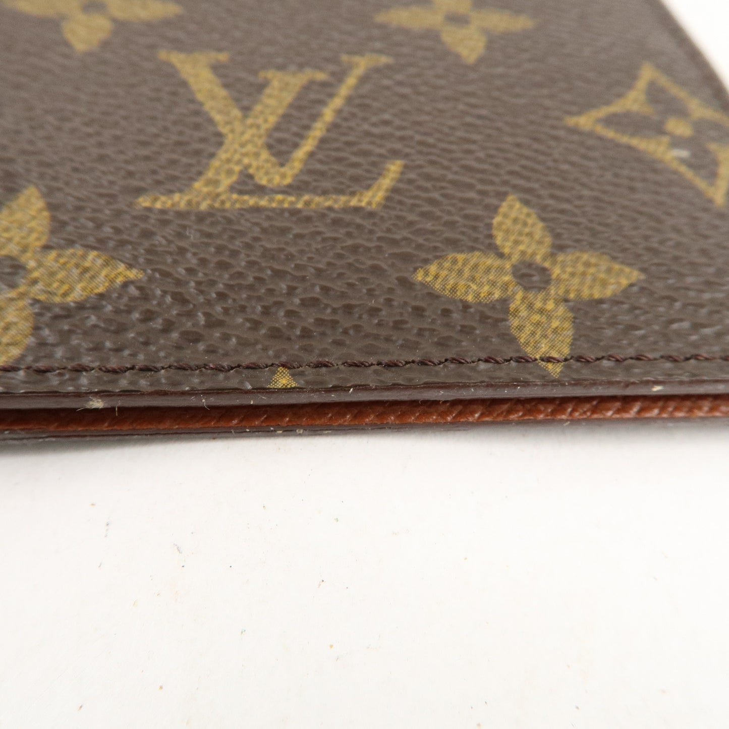 Porte passeport Louis Vuitton