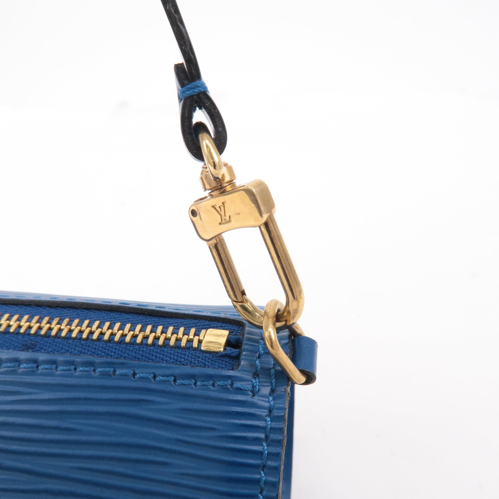 Louis-Vuitton-Epi-Pouch-For-Soufflot-Hand-Bag-Toledo-Blue
