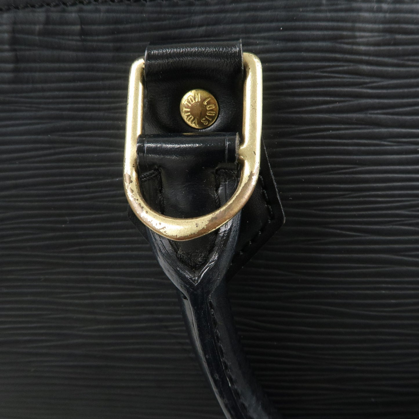 Handbag Louis Vuitton Alma Black Epi M52142 123020011