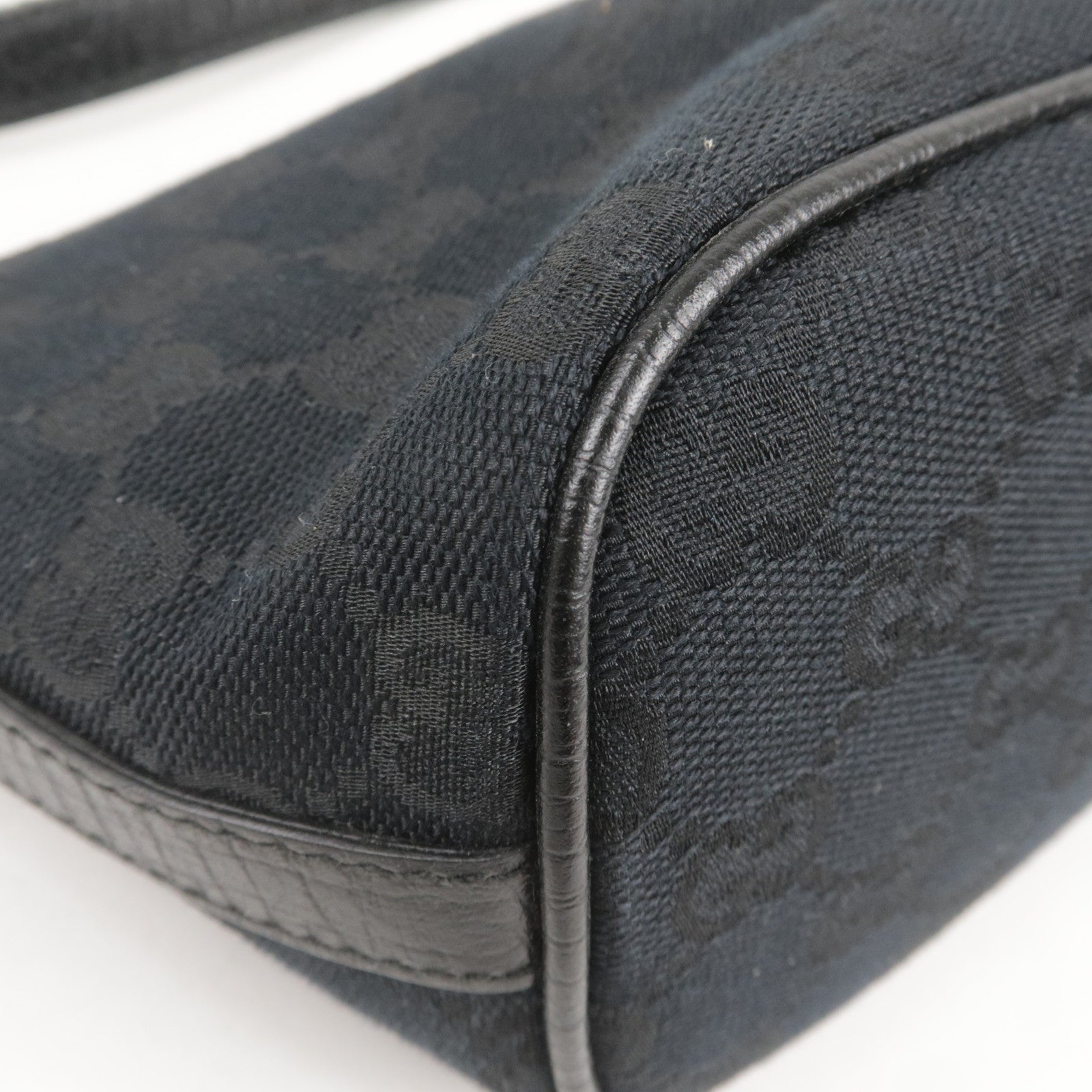Gucci handbag | Handbags, Purses & Women's Bags for Sale | Gumtree