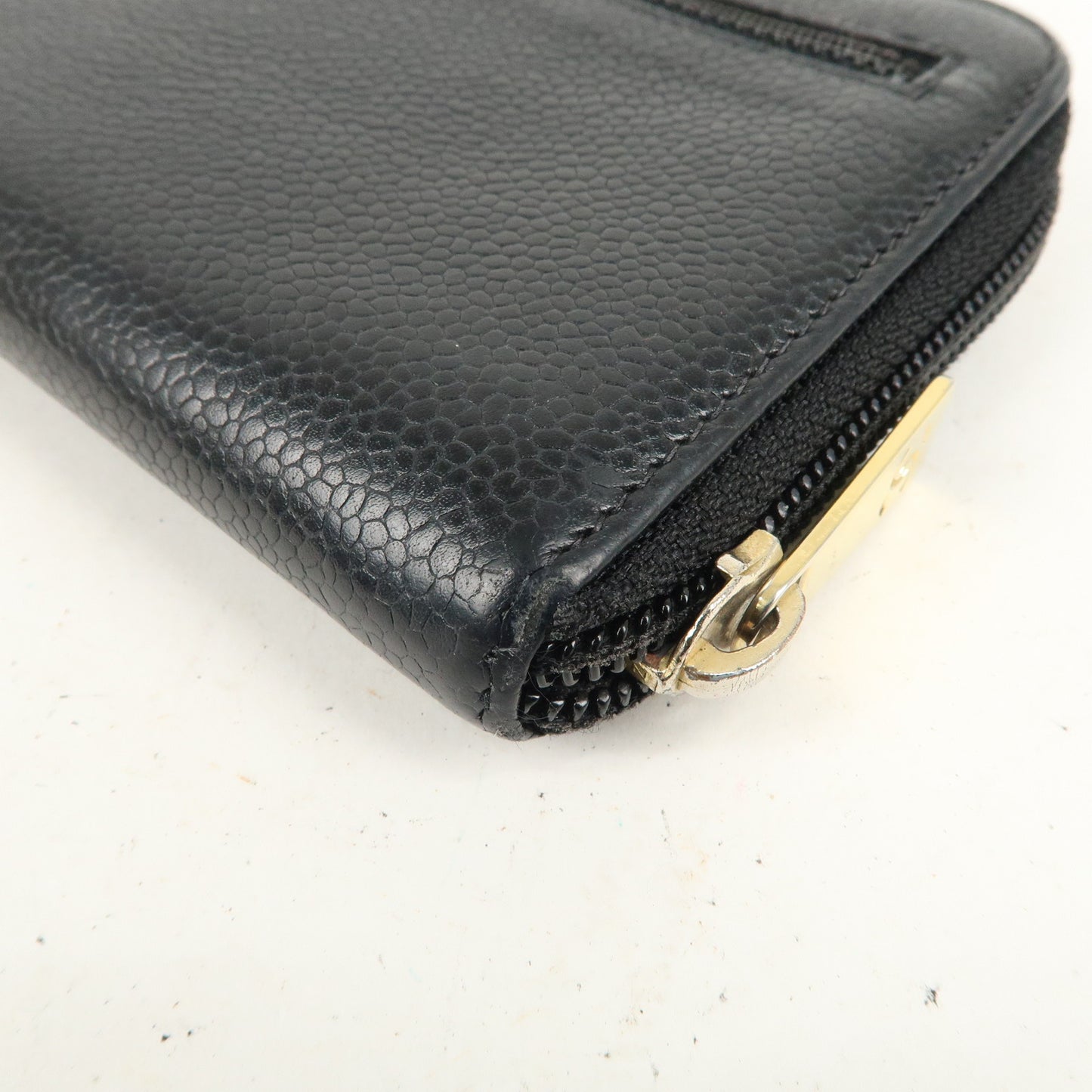 CHANEL Caviar Skin Round Zippy Long Wallet Black A13228