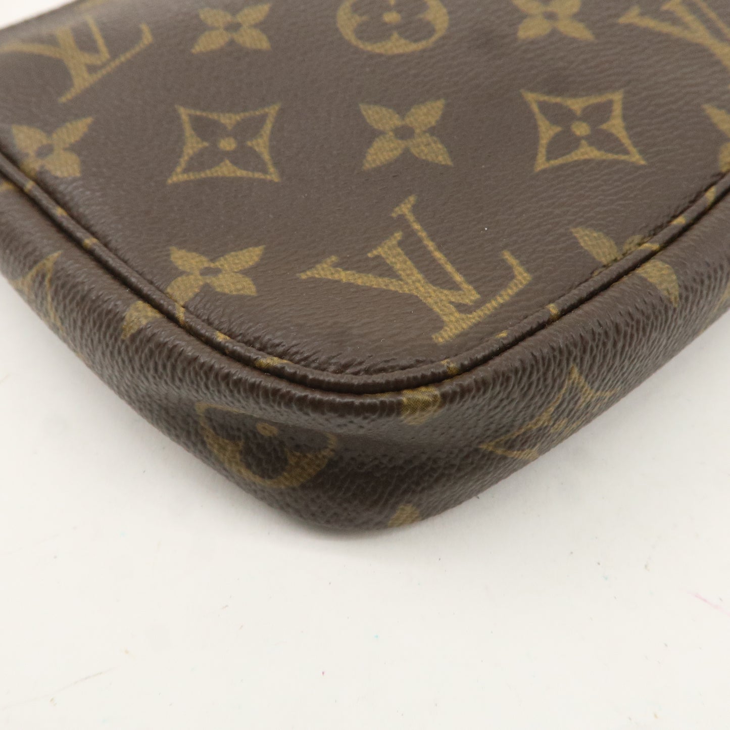 Louis Vuitton Monogram Pochette Accessoires Pouch M51980