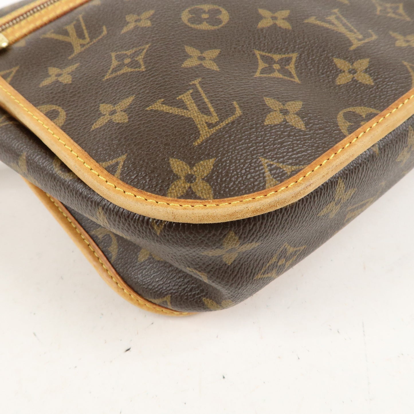 Louis Vuitton Monogram Messenger Bosphore PM Shoulder Bag M40106