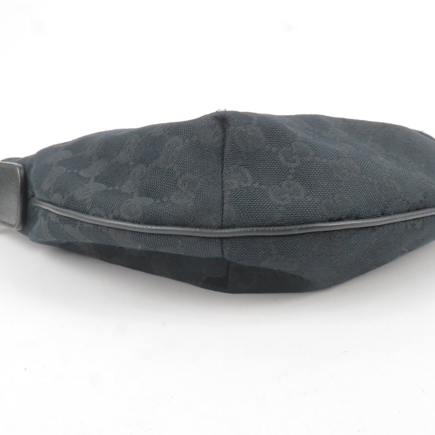 GUCCI GG Canvas Leather Shoulder Bag Black 181092