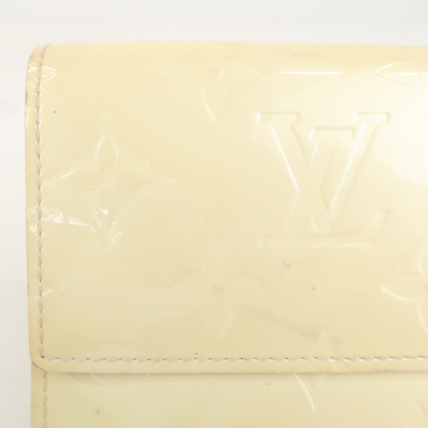 Louis-Vuitton-Set-of-2-Vernis-Long-Wallet-Perle-M91354-M91971
