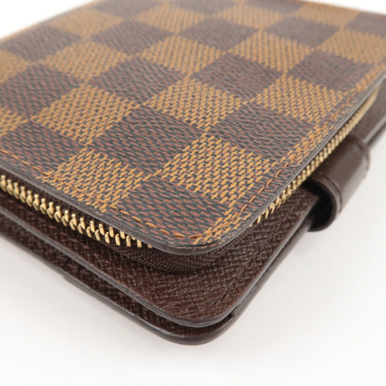 Louis-Vuitton-Damier-Compact-Zip-Bi-fold-Small-Wallet-N61668