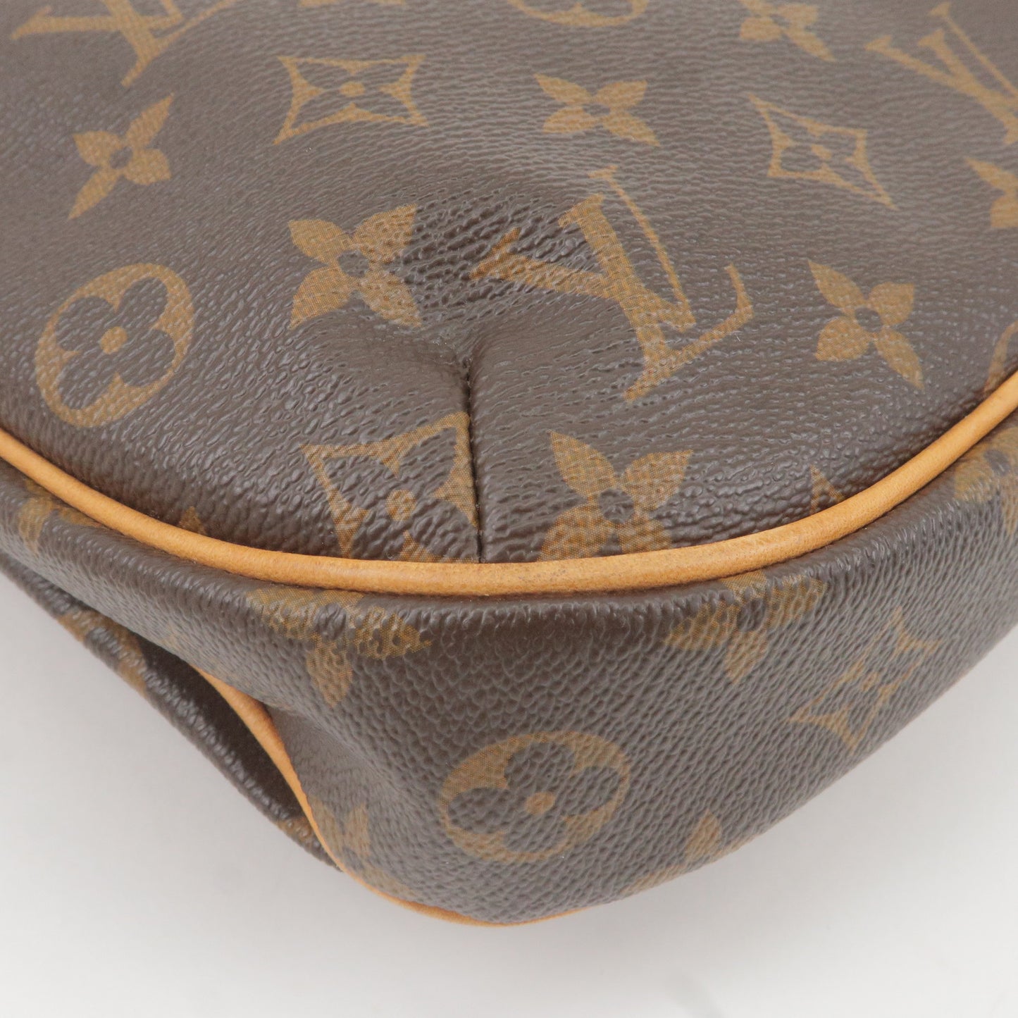 Louis Vuitton Monogram Odeon PM Shoulder Bag M56390