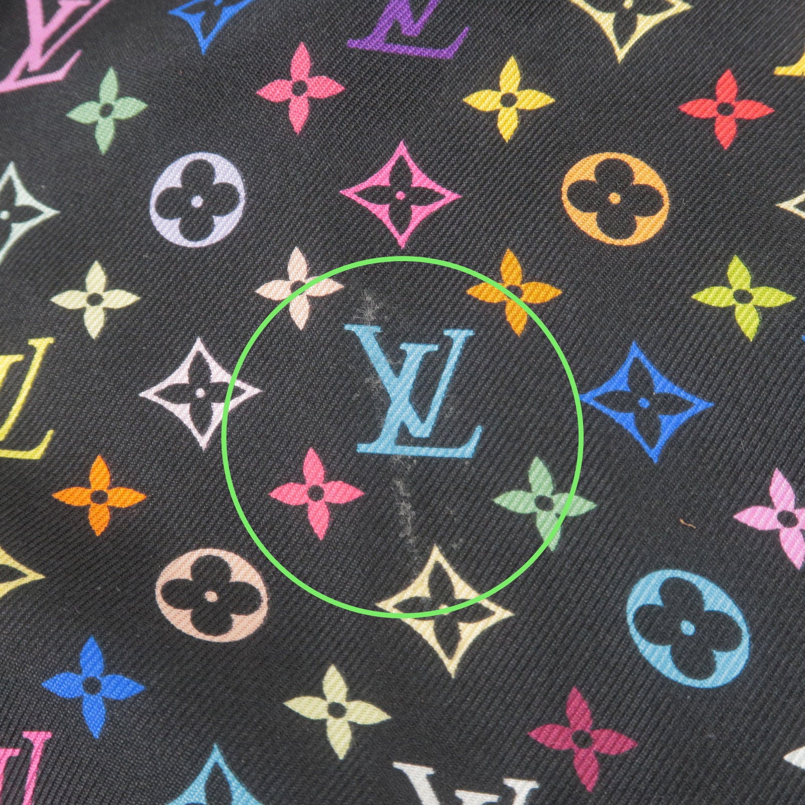 Louis-Vuitton-Monogram-100%-Silk-Multi-Color-Scarf-70x70cm – dct-ep_vintage  luxury Store
