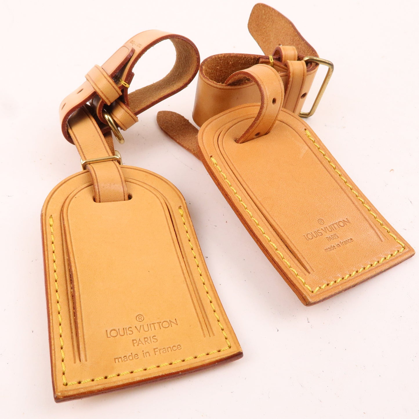 Louis Vuitton Set of 10 Name Tag & Poignet Leather Beige